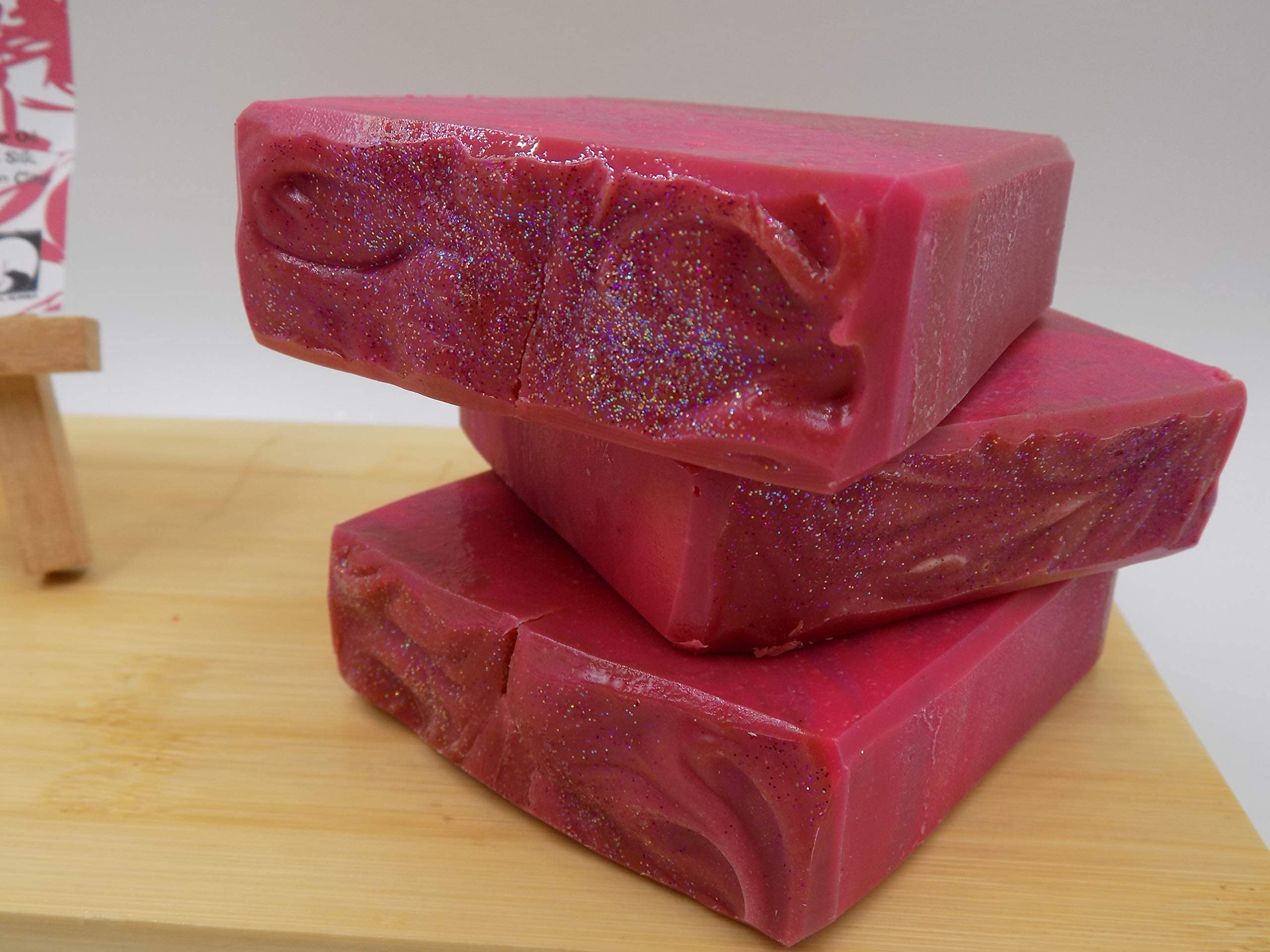 Forever Red Bar Soap - Handmade Natural Soap with Shea Butter & Essential Oils | Moisturizing & Gentle Cleansing for Face & Body | Perfect for Sensitive Skin & Daily Skincare Routine