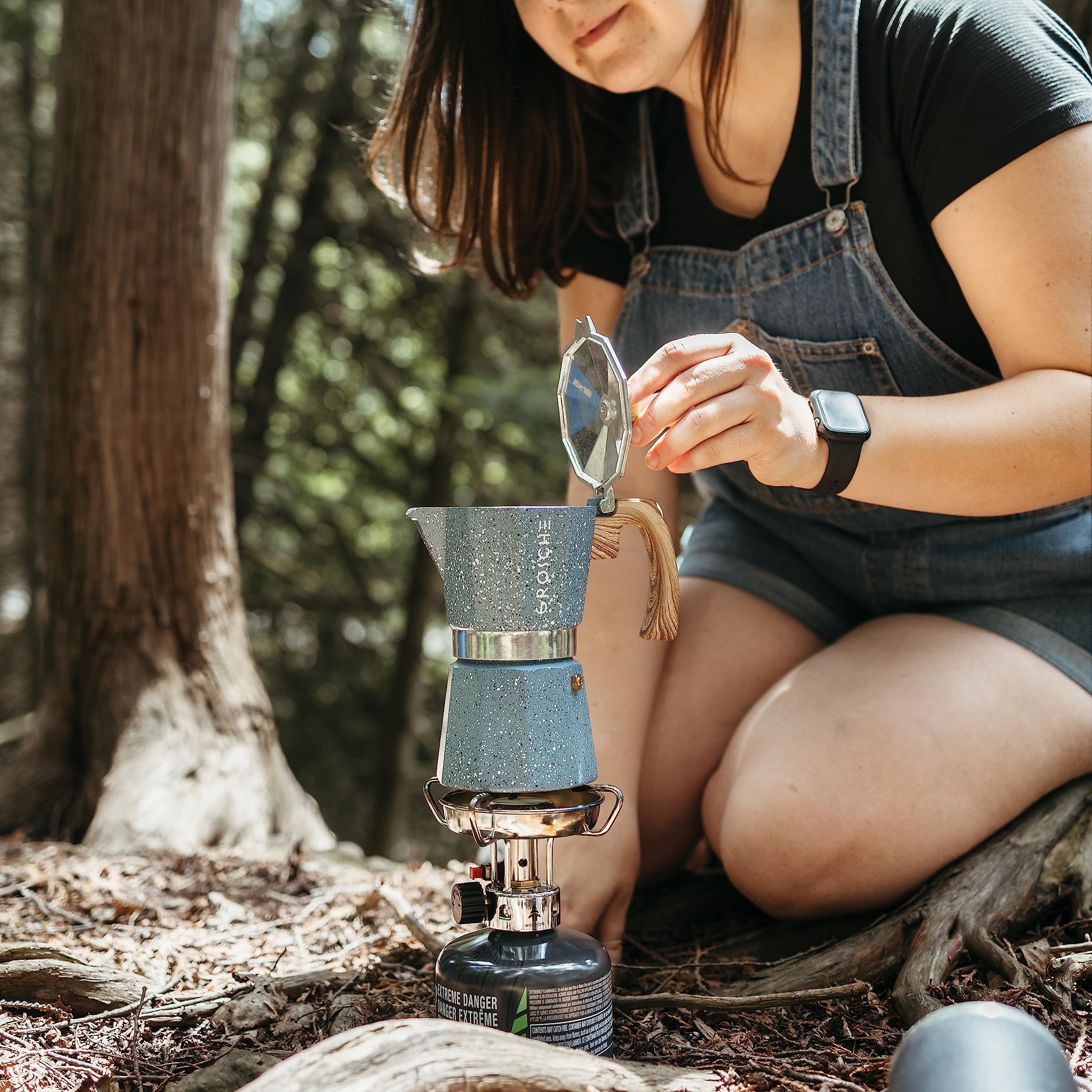 GROSCHE Milano Moka Pot - 9 Cup Stovetop Espresso Maker & Coffee Percolator in Indigo | Perfect for Home Brewing, Camping Trips & Italian Style Coffee | BPA-Free Aluminum Coffee Maker