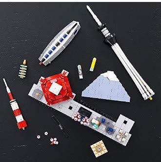 LEGO Architecture Skylines: Tokyo 21051 Building Kit - 547-Piece Collectible Model Set for Adults, Perfect for Home Decor, Office Display & Architecture Enthusiasts