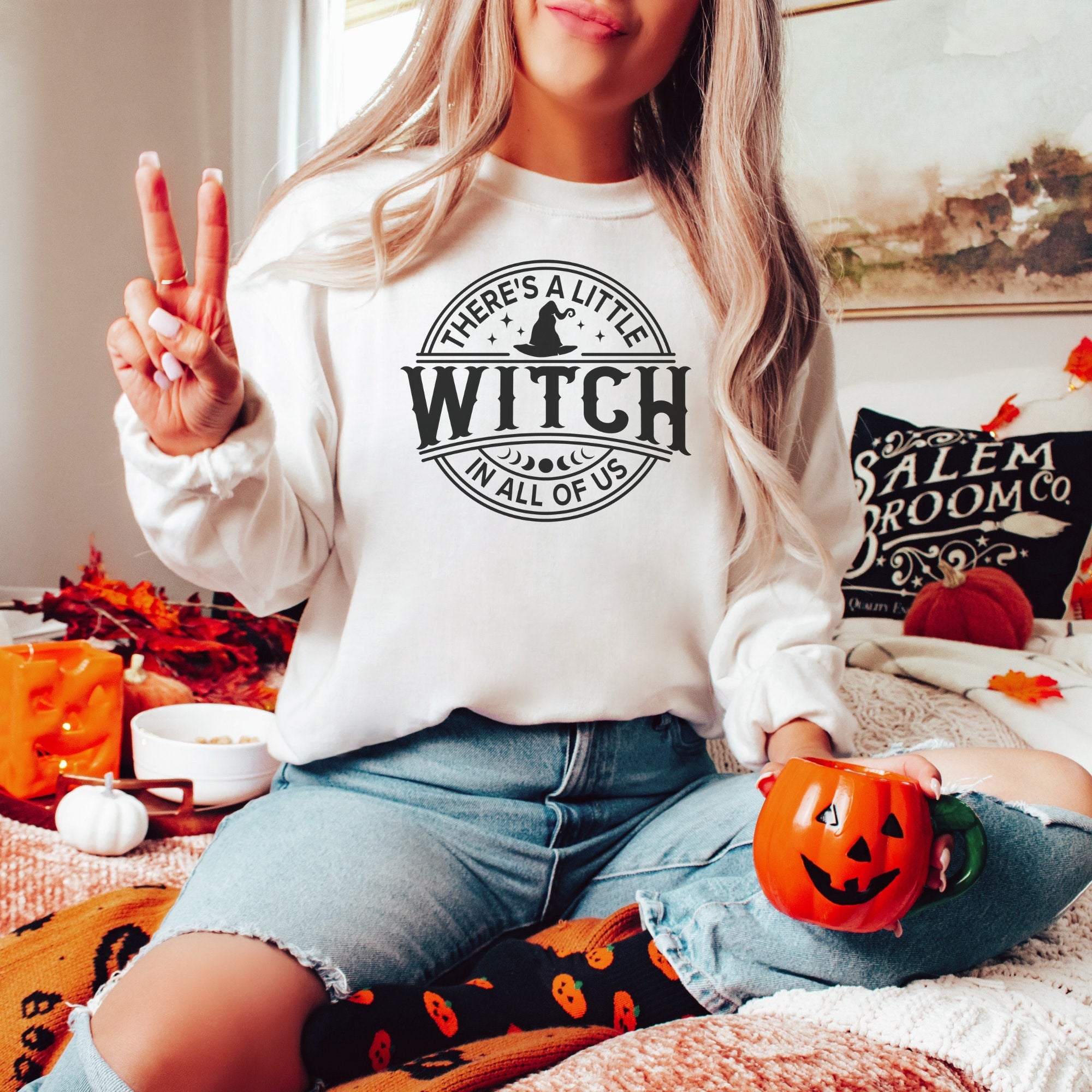 Practical Magic Witch Shirt - Halloween Sweater & Witchy Clothes for Women - Retro Halloween Pullover for Costume Parties & Spooky Events