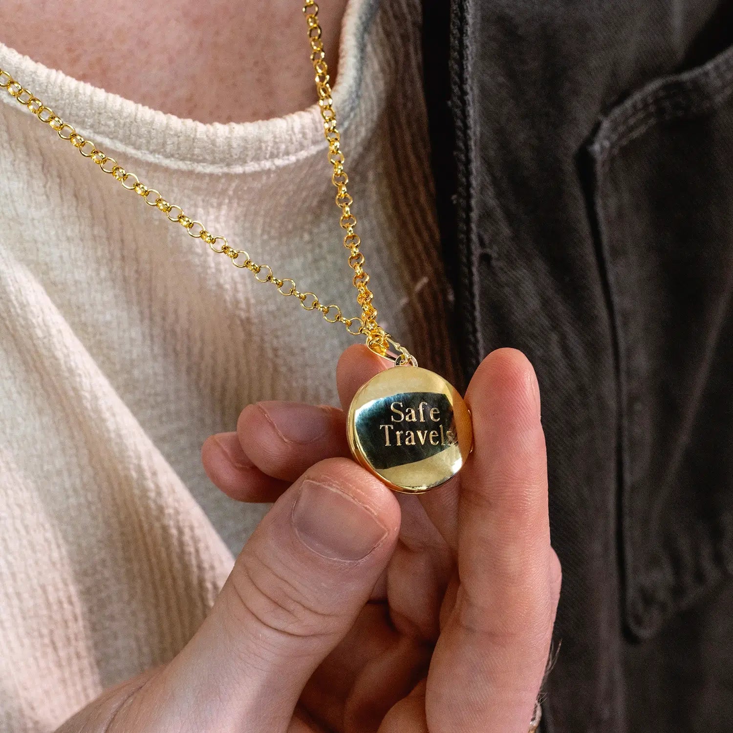 St. Christopher Pendant Necklace for Men - 14K Gold Religious Jewelry - Perfect for Travel Protection & Gifts