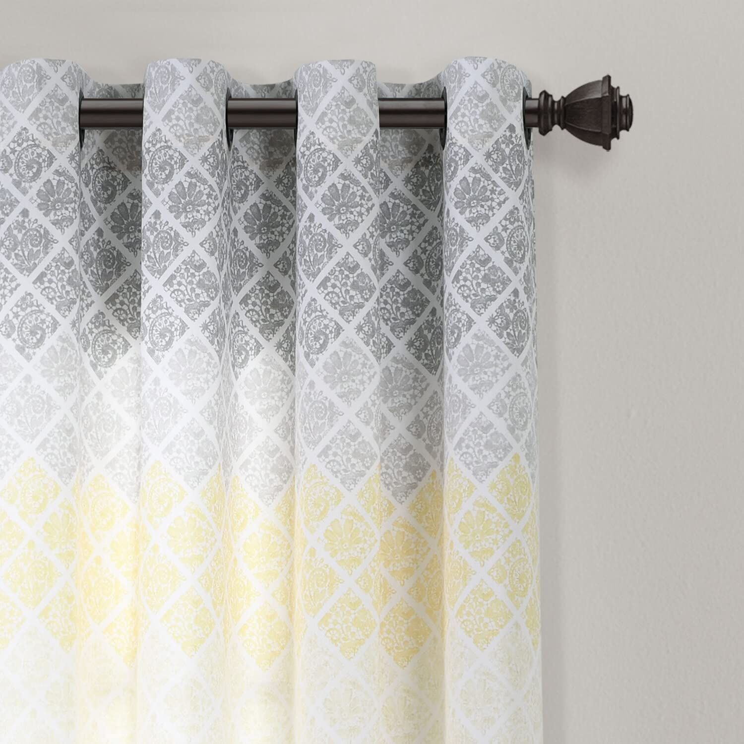 Lush Decor Medallion Ombre Curtain 84x52