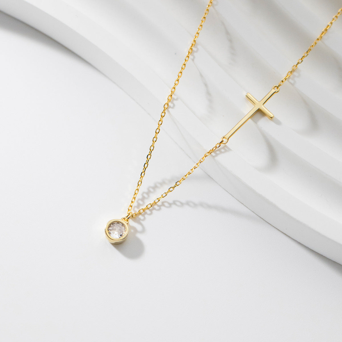 Trendy Silver Cross Chain Necklace for Women - Stainless Steel Religious Jewelry Gift for Christmas, Baptism & Everyday Wear | DY0358