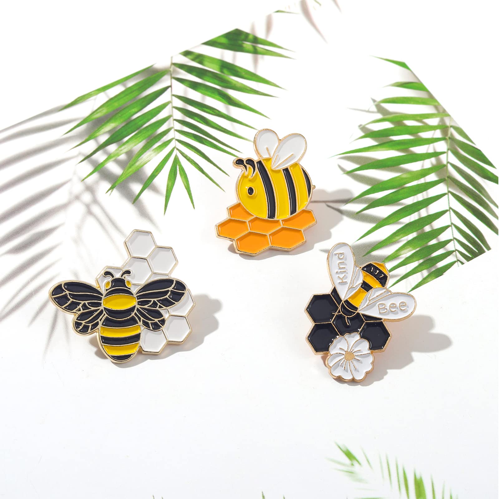 Stylish Animal Enamel Brooch Pins for Women & Men - Butterfly, Frog, Bee, Cat Design - Fashion Jewelry Accessories for Jackets, Backpacks, Hats - Perfect Gift for Animal Lovers & Collectors (Great for Everyday Wear, Parties, and Gifts)