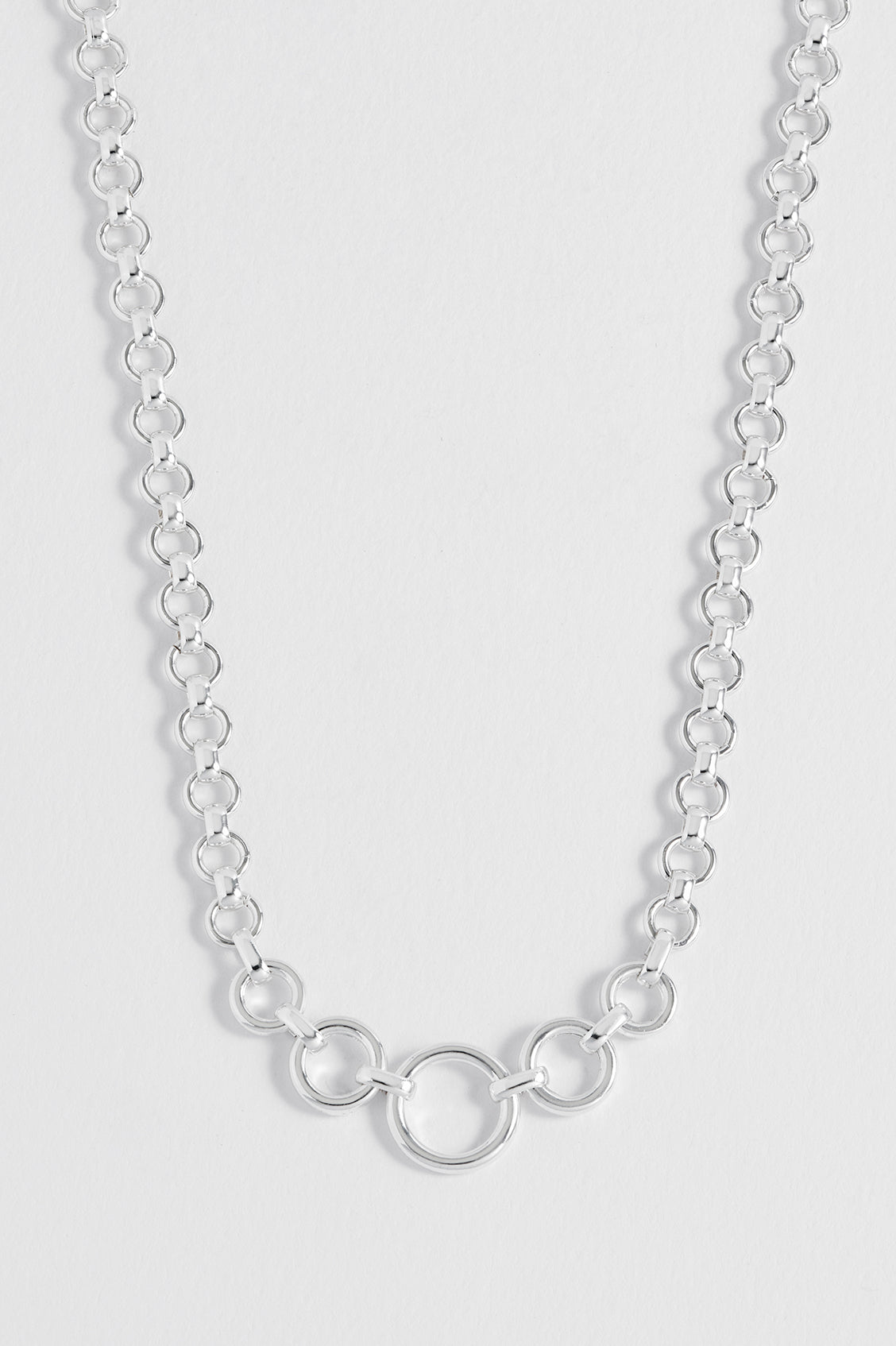 Elegant Graduated Round Link Chain Necklace for Women - Perfect for Layering, Everyday Wear & Special Occasions