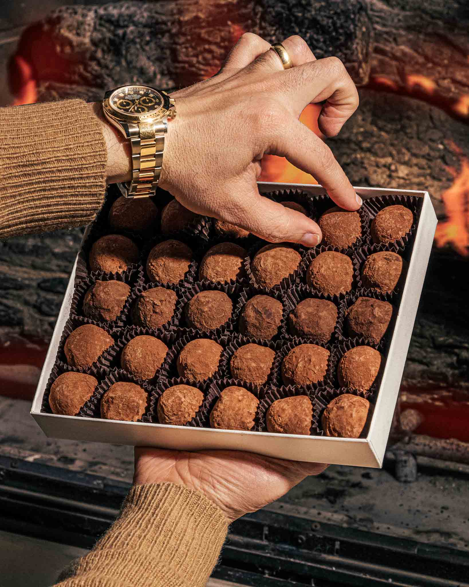 Premium White Chocolate Truffles Gift Box - Handcrafted Gourmet Belgian Chocolates for Holidays, Birthdays & Romantic Gifts - Perfect for Valentine's Day, Anniversary Celebrations and Corporate Gifting