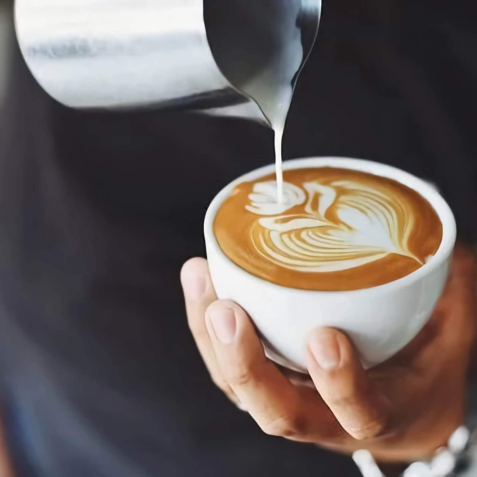Premium Stainless Steel Espresso Steaming Pitcher 32oz (900ml) - Professional Milk Frothing Cup for Cappuccino, Latte, Matcha & Hot Chocolate - Ideal for Coffee Shops, Home Baristas & Tea Lovers