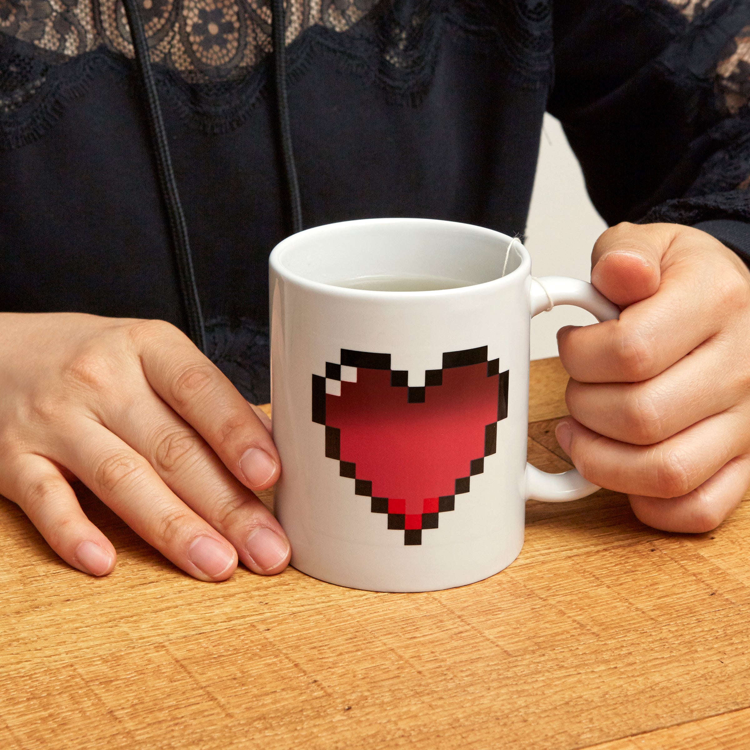 Pixel Heart Morph Mug - Color Changing Coffee Cup with Heat Sensitive Design - Perfect for Valentine's Day Gifts, Couples, and Coffee Lovers
