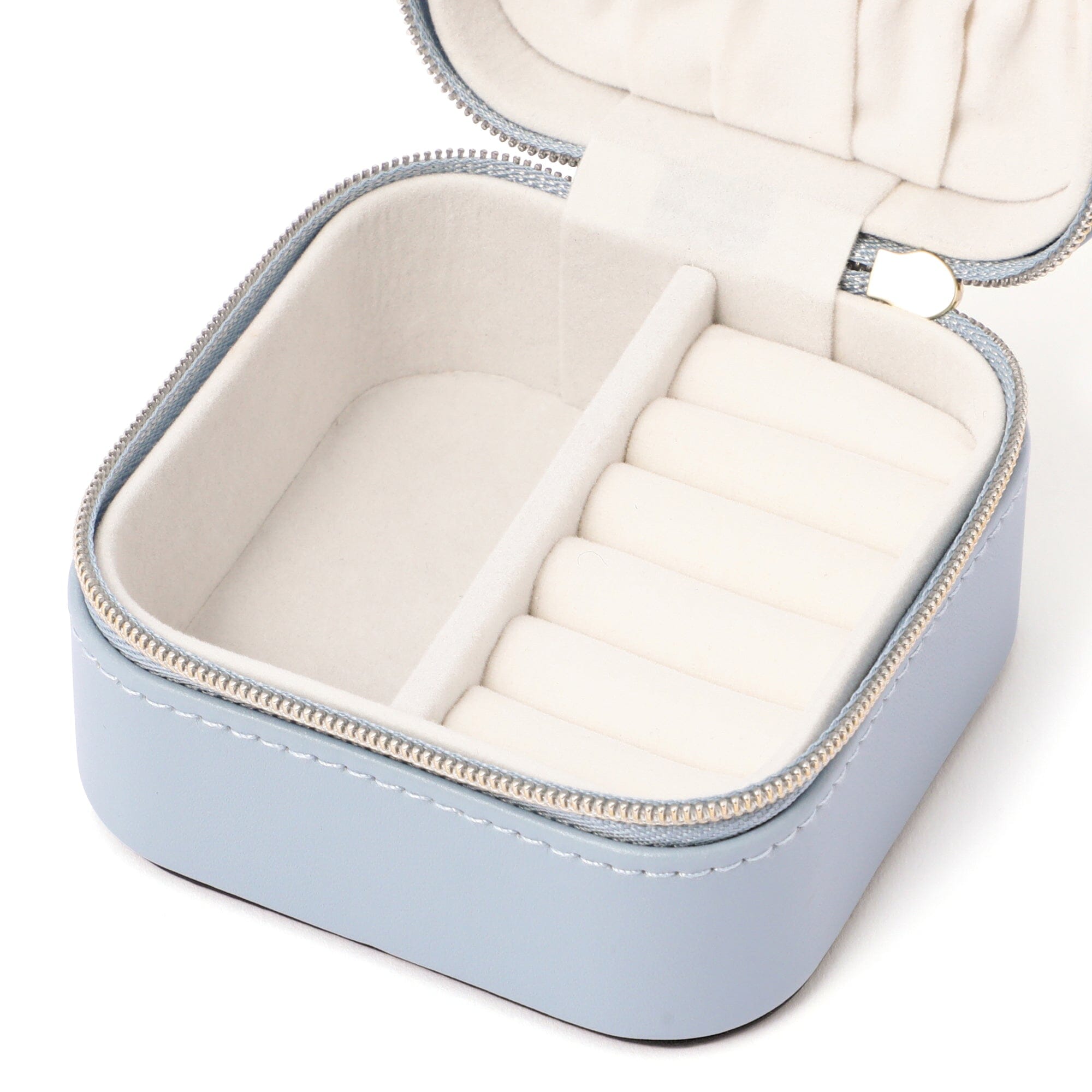 Elegant Blue Embroidery Flower Travel Jewelry Box - Perfect for Organizing Necklaces, Rings & Earrings on Vacation