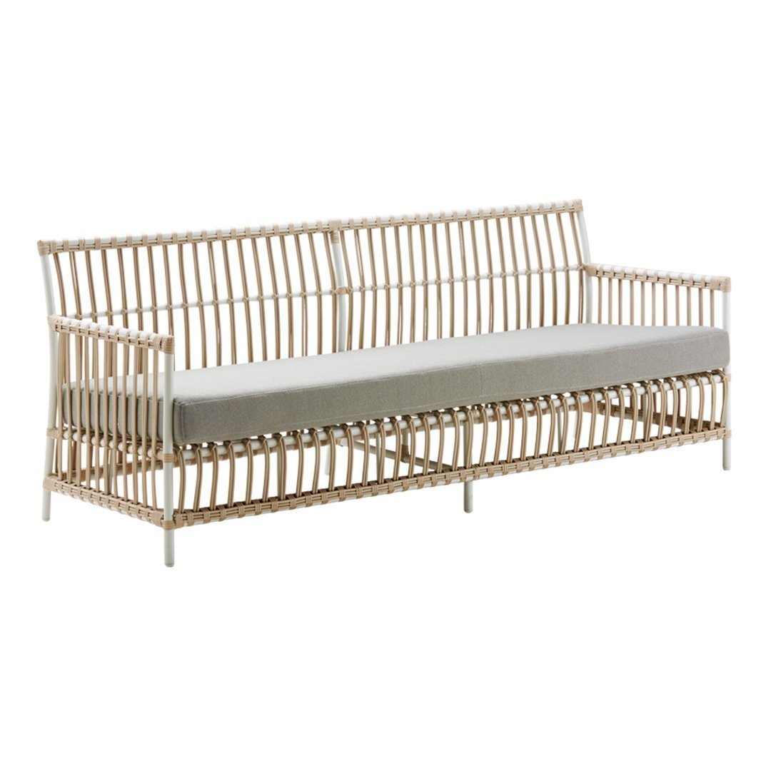 Caroline Outdoor 3-Seater Patio Sofa Set - Waterproof Wicker Furniture for Garden, Poolside & Backyard Relaxation