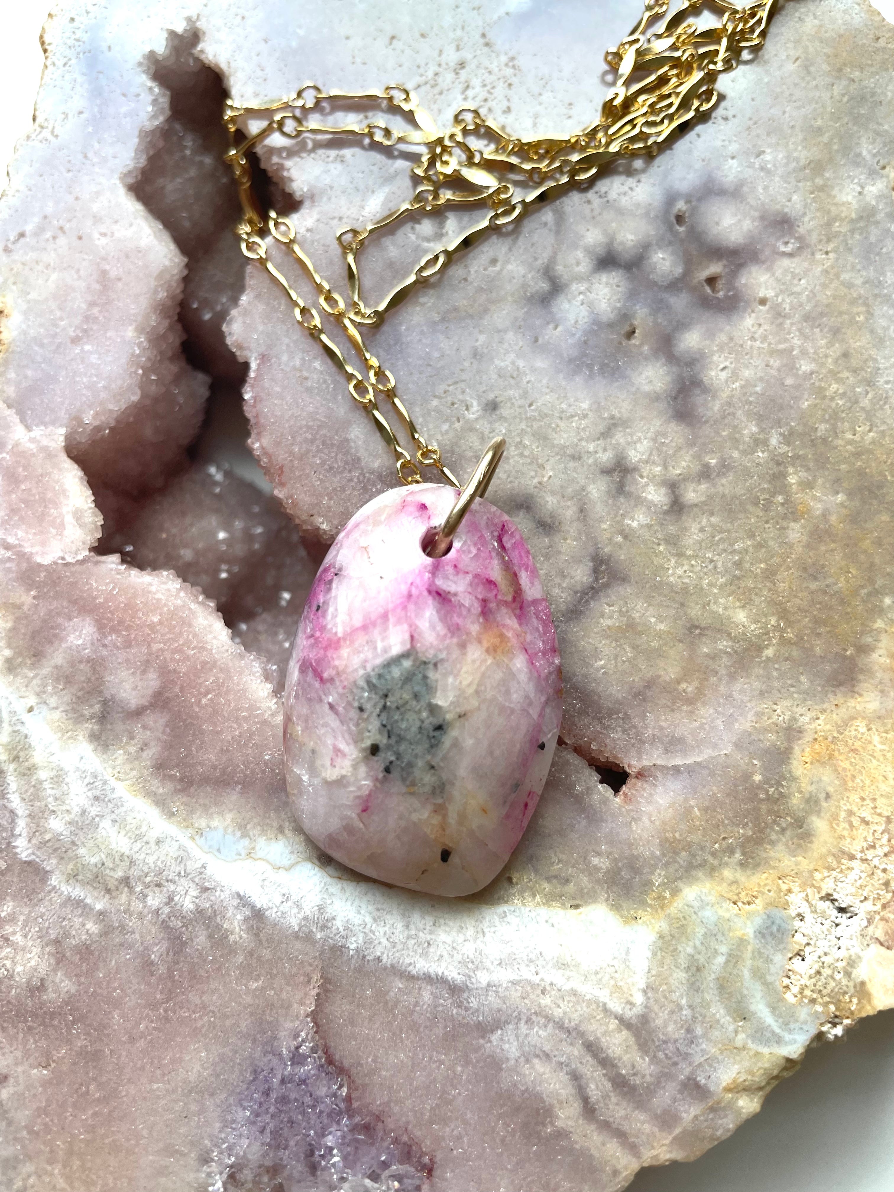 Pink Cobalto Calcite Statement Necklace - Handmade Gemstone Jewelry for Women, Boho Chic Necklace for Party, Wedding & Special Occasions