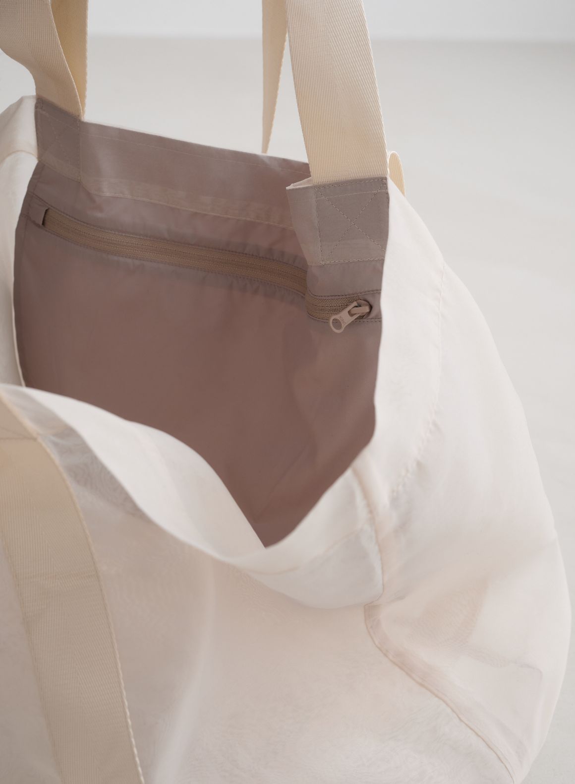 Stylish Clay Ghost Tote Bag - Halloween Reusable Shopping Bag for Women & Men - Perfect for Groceries, Beach, Work & School