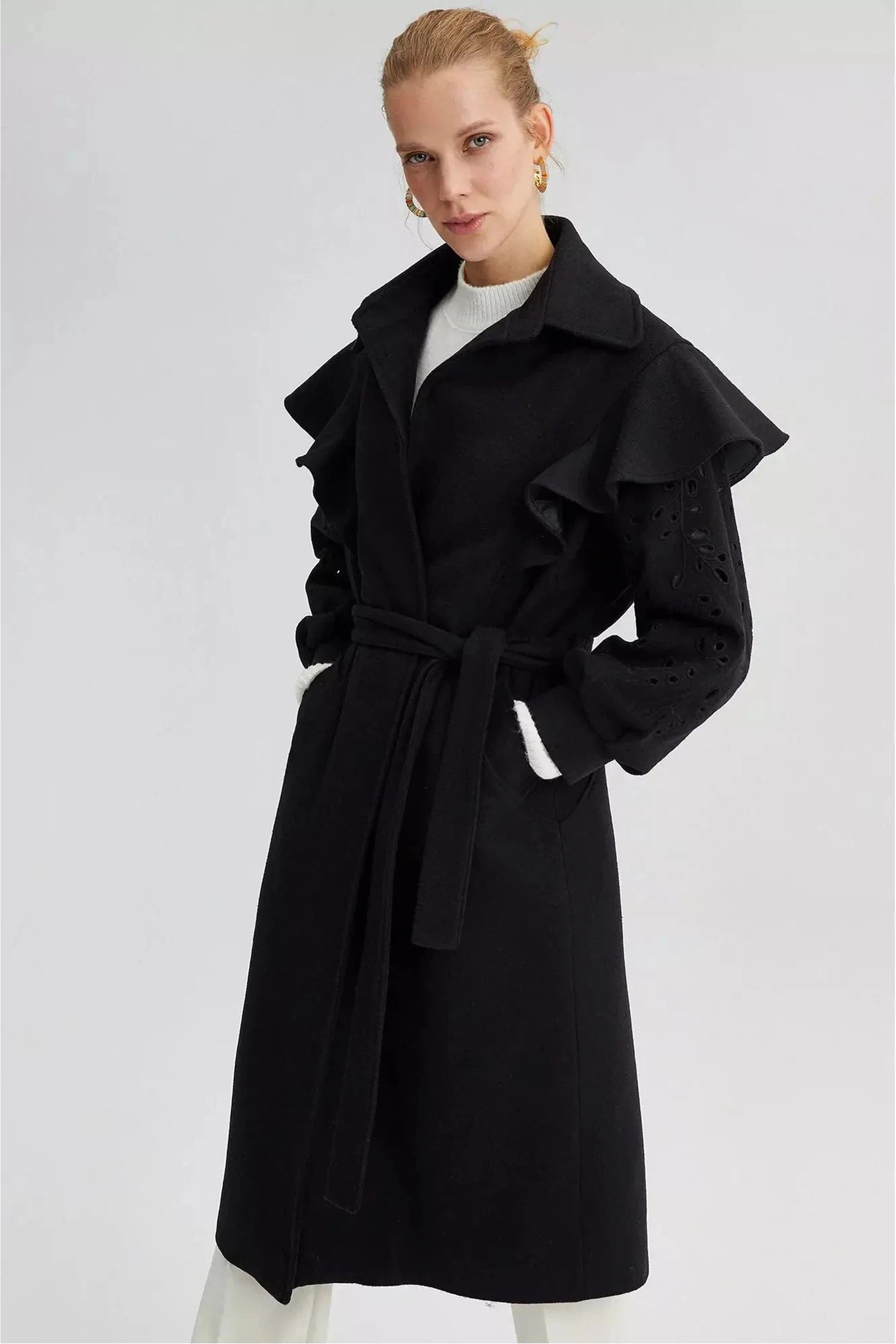 Elegant Lace Detailed Coat With Belt - Women's Fashion Outerwear for Parties, Weddings & Special Occasions