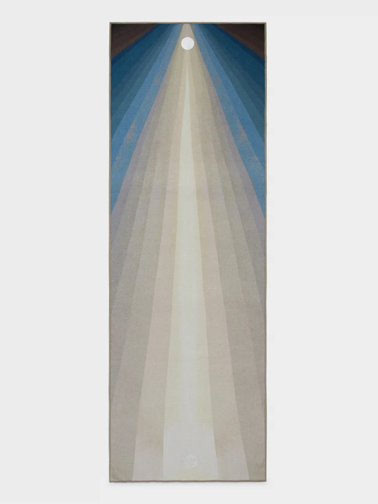 Manduka Yogitoes Yoga Mat Towel - Non-Slip, Absorbent, Eco-Friendly for Hot Yoga & Pilates - Radiance 2.0 Collection - Perfect for Home, Studio & Gym Workouts