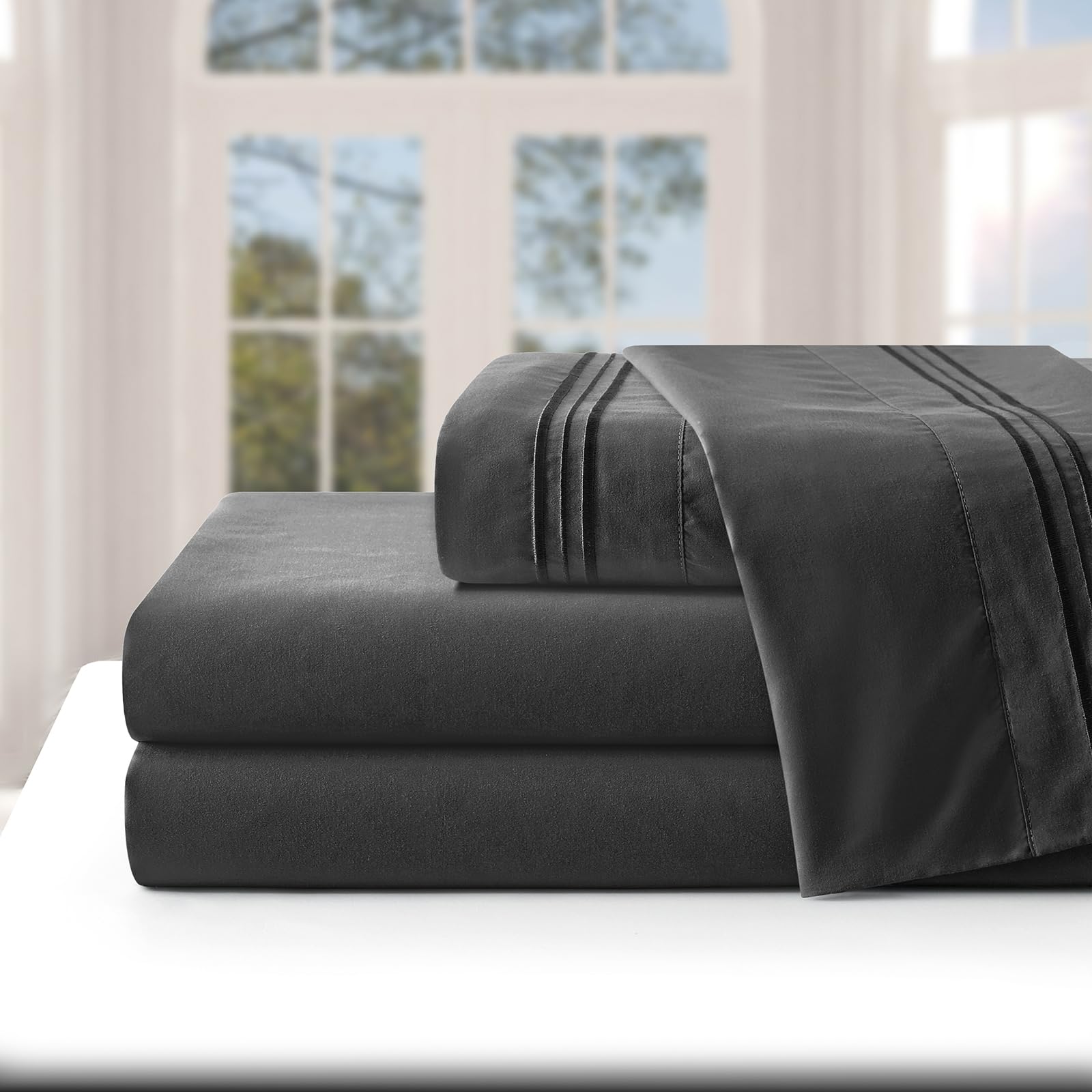 Manyshofu Extra Deep Pocket Twin Sheets Set - 1800 Thread Count Luxury Hotel Quality Bedding - 3 Piece Set with Pillowcases for 18-24 Inch Mattress - Soft Charcoal Grey Kids Bed Sheets for Comfortable Sleep - Perfect for Dorm Rooms, Guest Beds & Children's Bedrooms