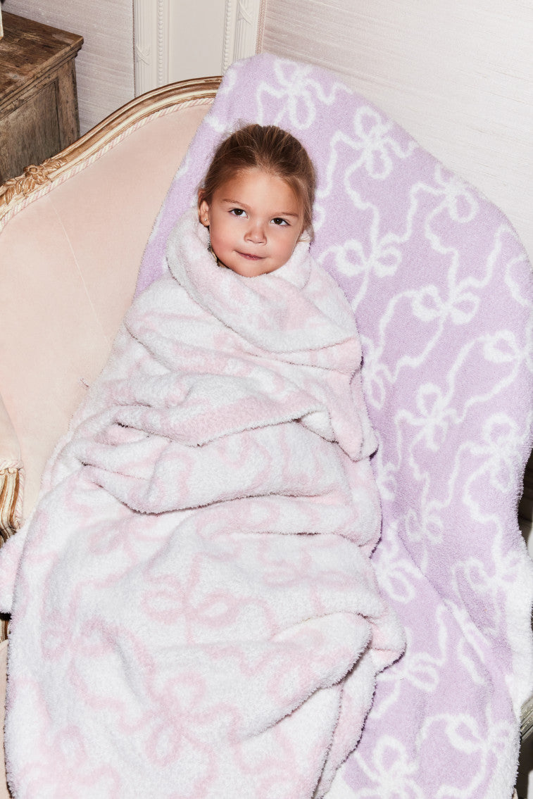 Cozy Teddy Bear Bow Blanket - Soft Plush Throw for Kids & Adults - Perfect for Bedroom, Nursery, Couch & Gift Giving