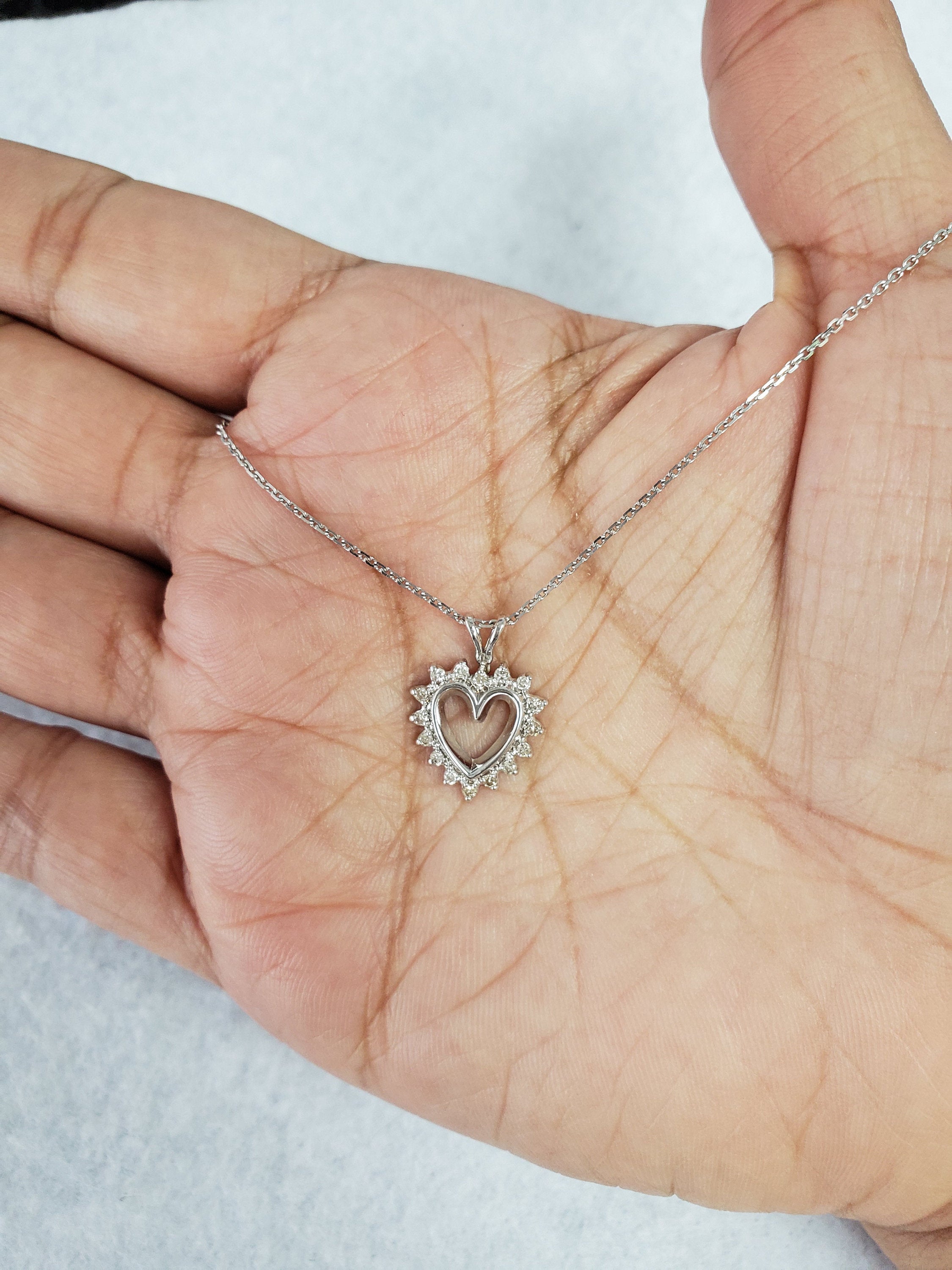 0.25 Carat Diamond Heart Pendant in 14K White Gold - Elegant Necklace for Women, Perfect for Valentine's Day, Anniversary & Romantic Gifts