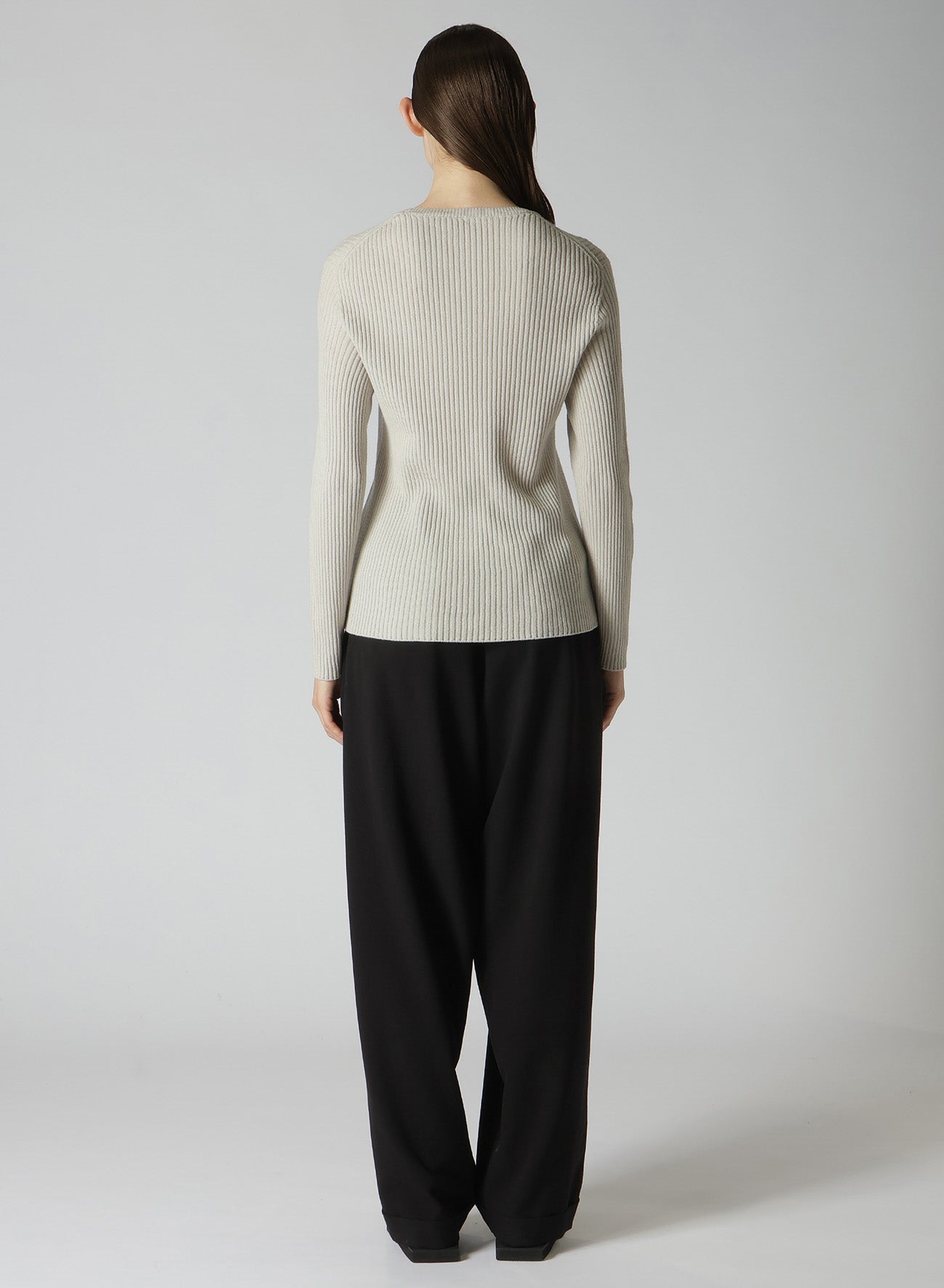 12G 3X3 Ribbed Round Neck Long Sleeve Pullover - Soft & Comfortable Women's Knit Sweater for Casual Wear & Winter Layering