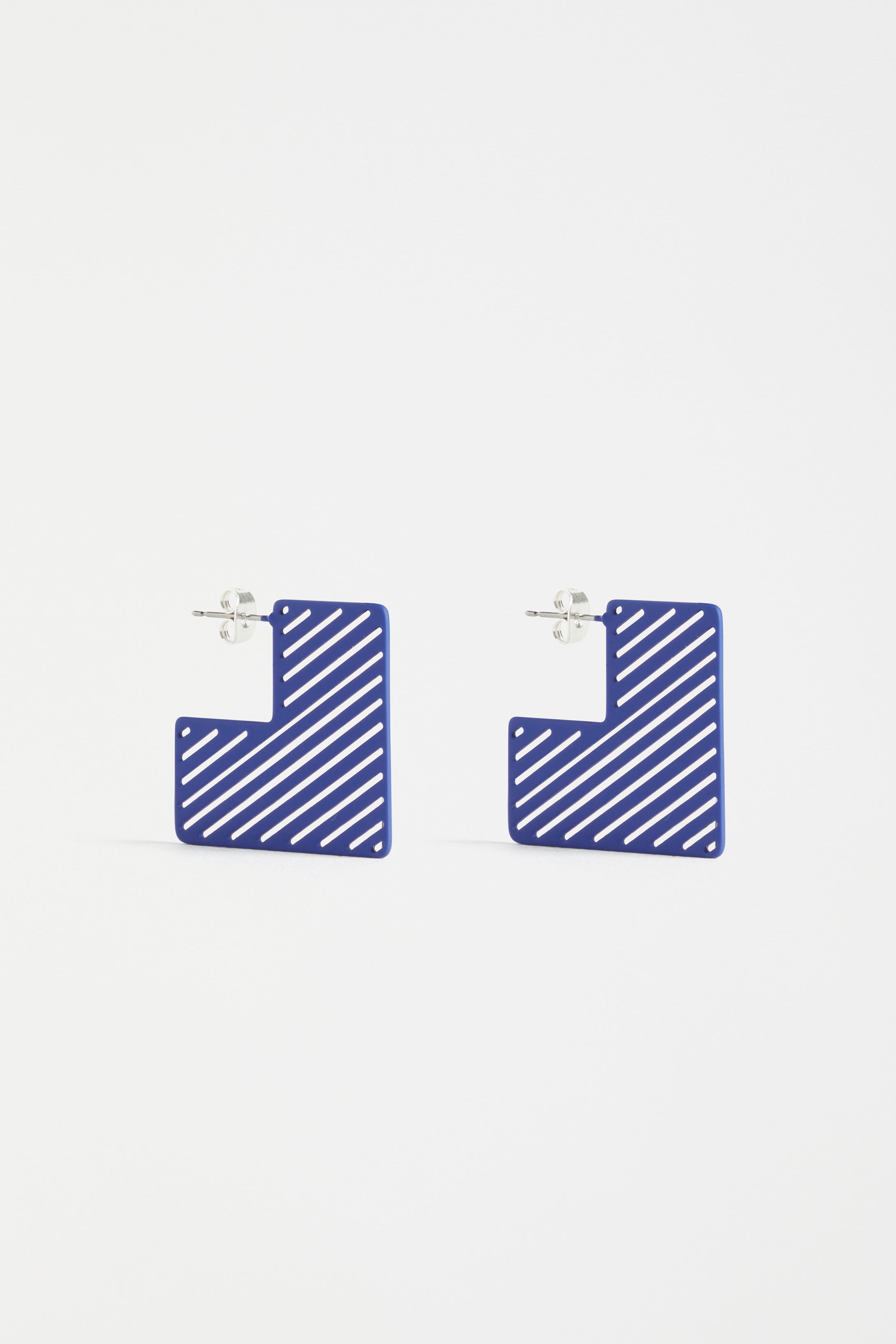Skaret Hoop Earrings for Women - 14K Gold Plated Stainless Steel Dangle Earrings - Trendy Minimalist Jewelry for Everyday Wear & Special Occasions