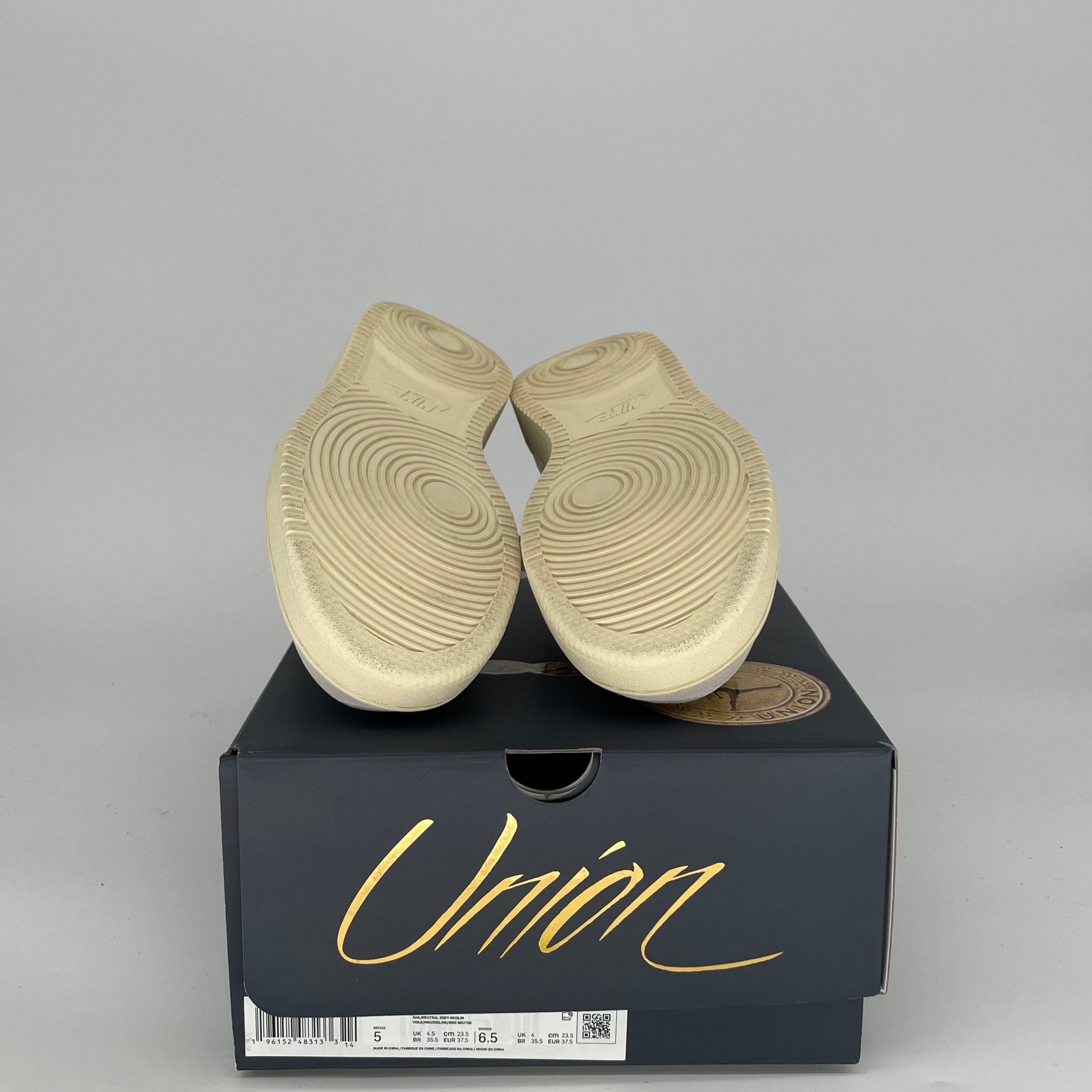 Original Title: AIR JORDAN 1 LOW AJKO UNION SAIL LEATHER SIZE 5/6.5W DZ4864 100   Optimized Title: **Air Jordan 1 Low AJKO Union Sail Leather Sneakers - Women's Size 5/6.5W (DZ4864-100) - Retro Style for Casual Wear & Street Fashion**