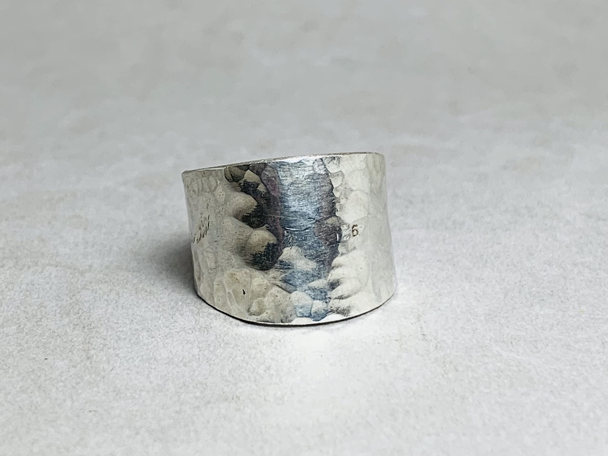 Hammered 925 Sterling Silver Adjustable Thumb Ring - Textured Statement Jewelry for Women & Men - Perfect for Boho, Gothic & Everyday Fashion