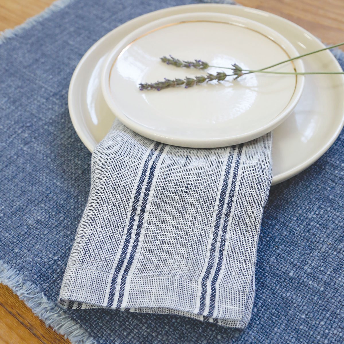 Premium 100% Cotton Mendocino Napkins - Soft & Absorbent Dinner Napkins for Everyday Use, Parties & Fine Dining - Set of 12 (White)