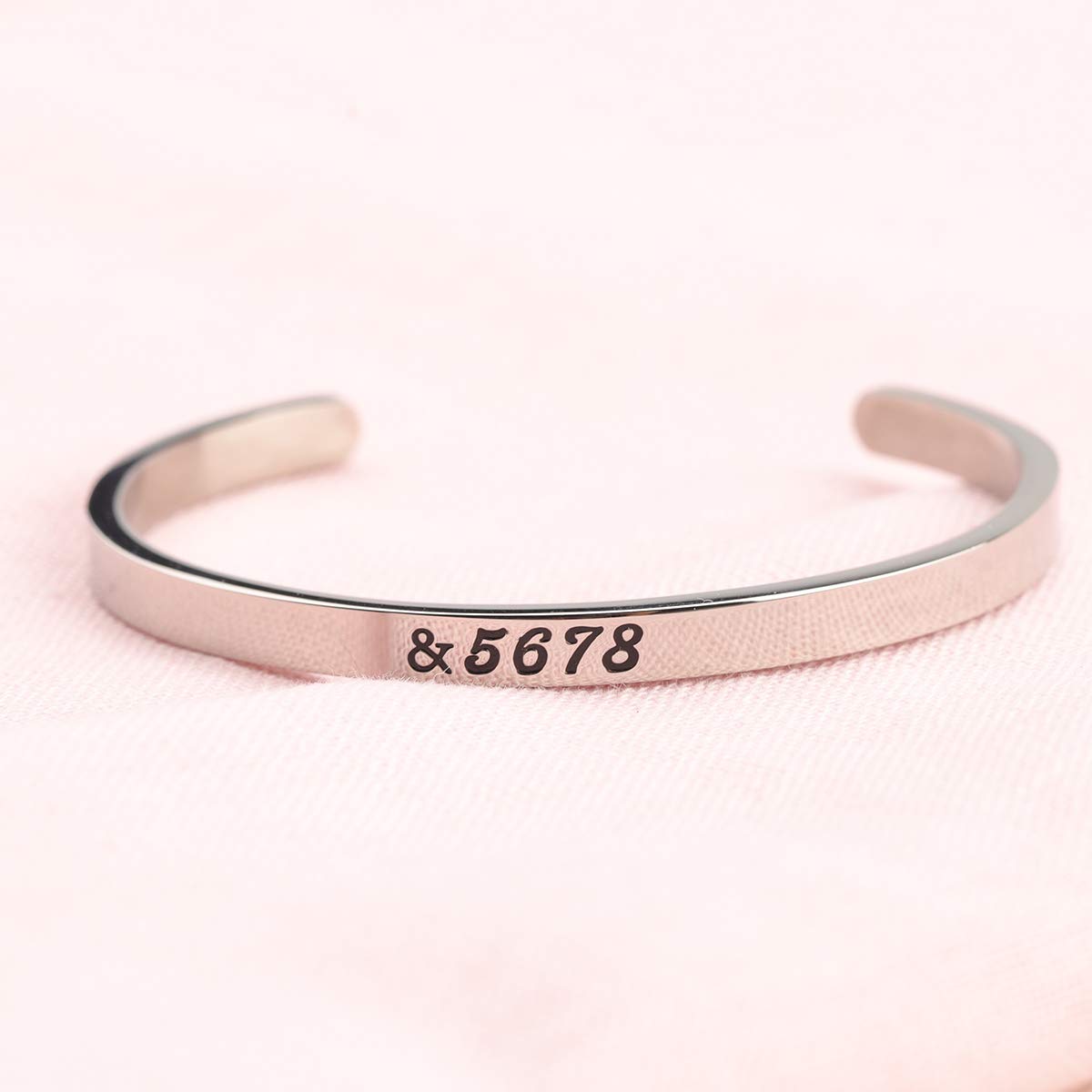 ENSIANTH Dancer Bracelet - Elegant Dance Jewelry &5678 Cuff Bracelet - Perfect Gift for Dance Teachers - Ideal for Performances, Recitals, and Dance Classes