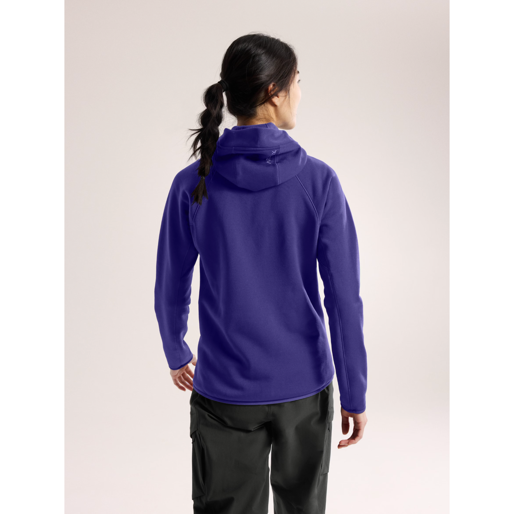 Arc'teryx Women's Kyanite Hoody - Lightweight Fleece Jacket for Hiking, Camping & Outdoor Adventures - Water-Resistant & Breathable Midlayer for Cold Weather