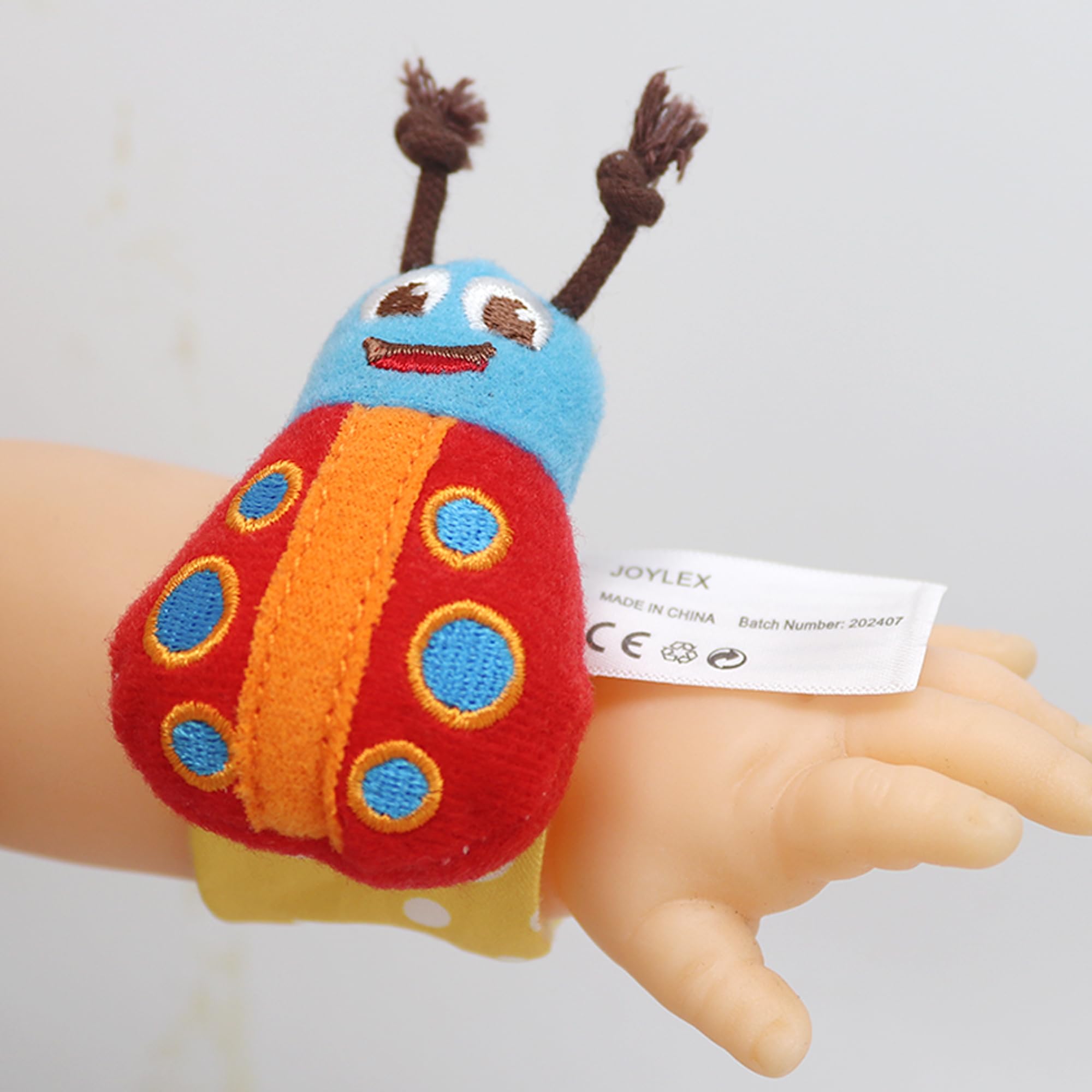Soft Baby Rattle & Socks Set - Early Educational Toys Gift for Newborns - Playtime & Learning Fun