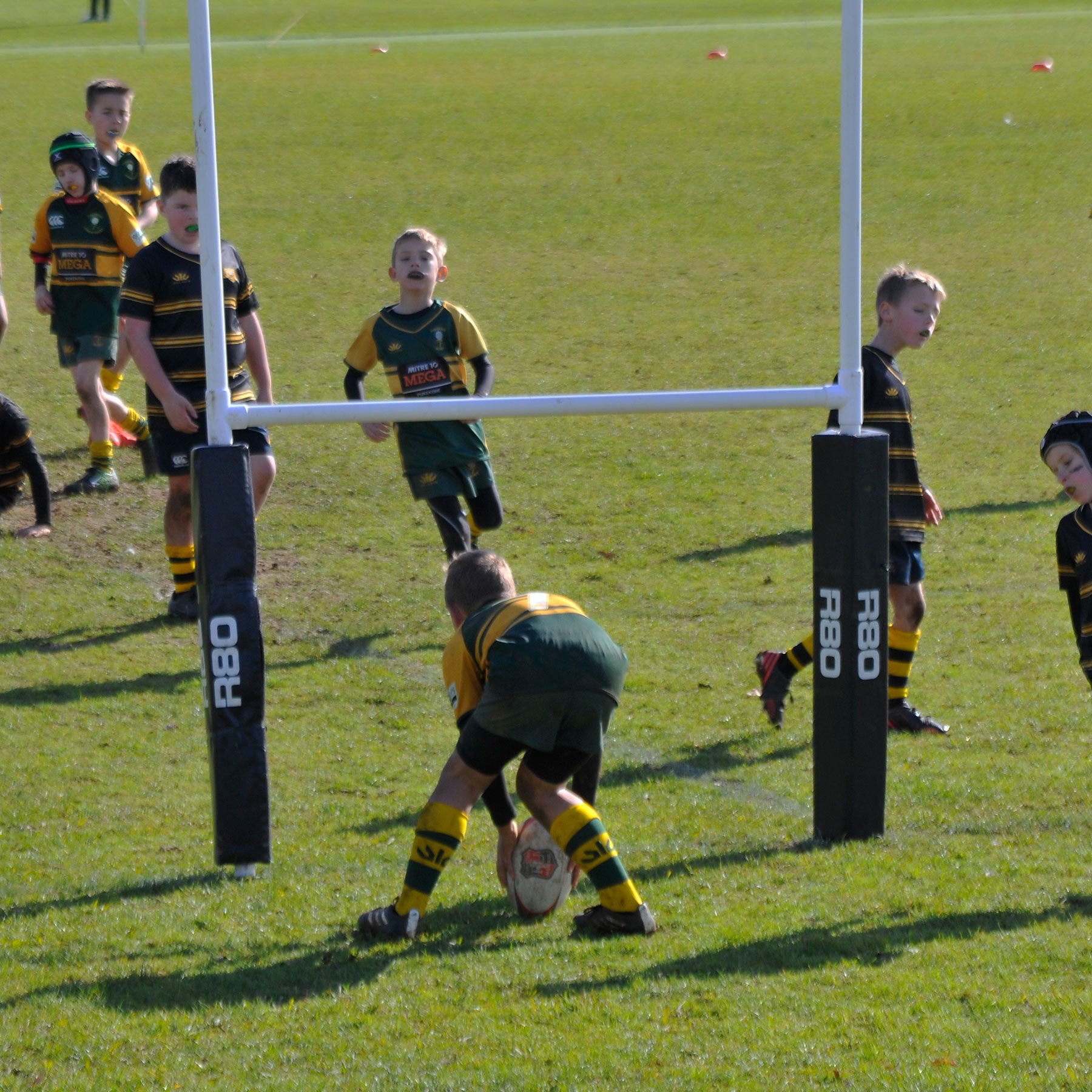R80 Junior Portable Rugby Goal Posts - Lightweight & Adjustable for Kids & Youth Training - Perfect for Backyard, School, and Club Practice