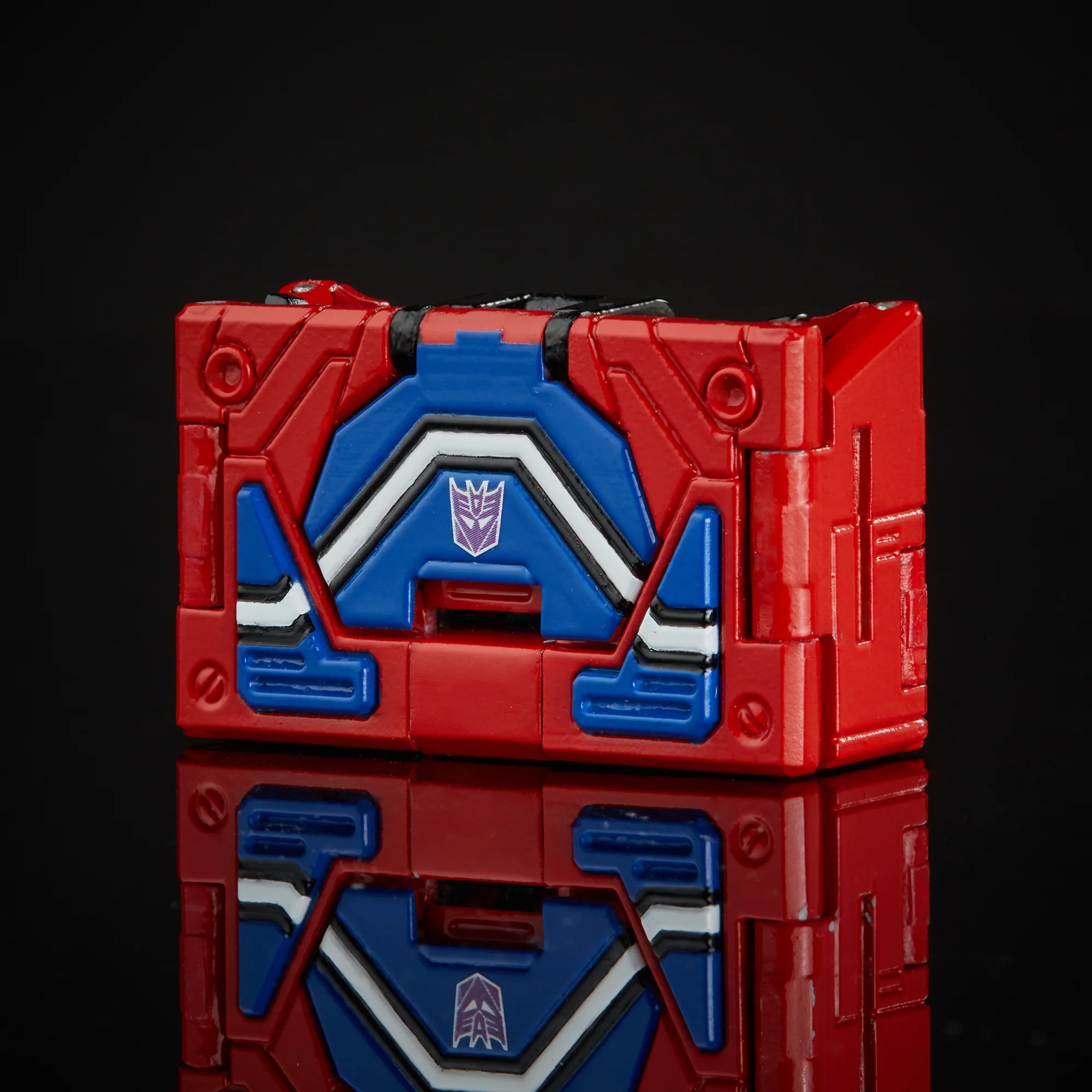 Hasbro Haslab Transformers Generations Deathsaurus Action Figure - Collectible Transformers Toy with All Unlocked Tiers - Perfect for Display, Gifts, and Transformers Fans Collection