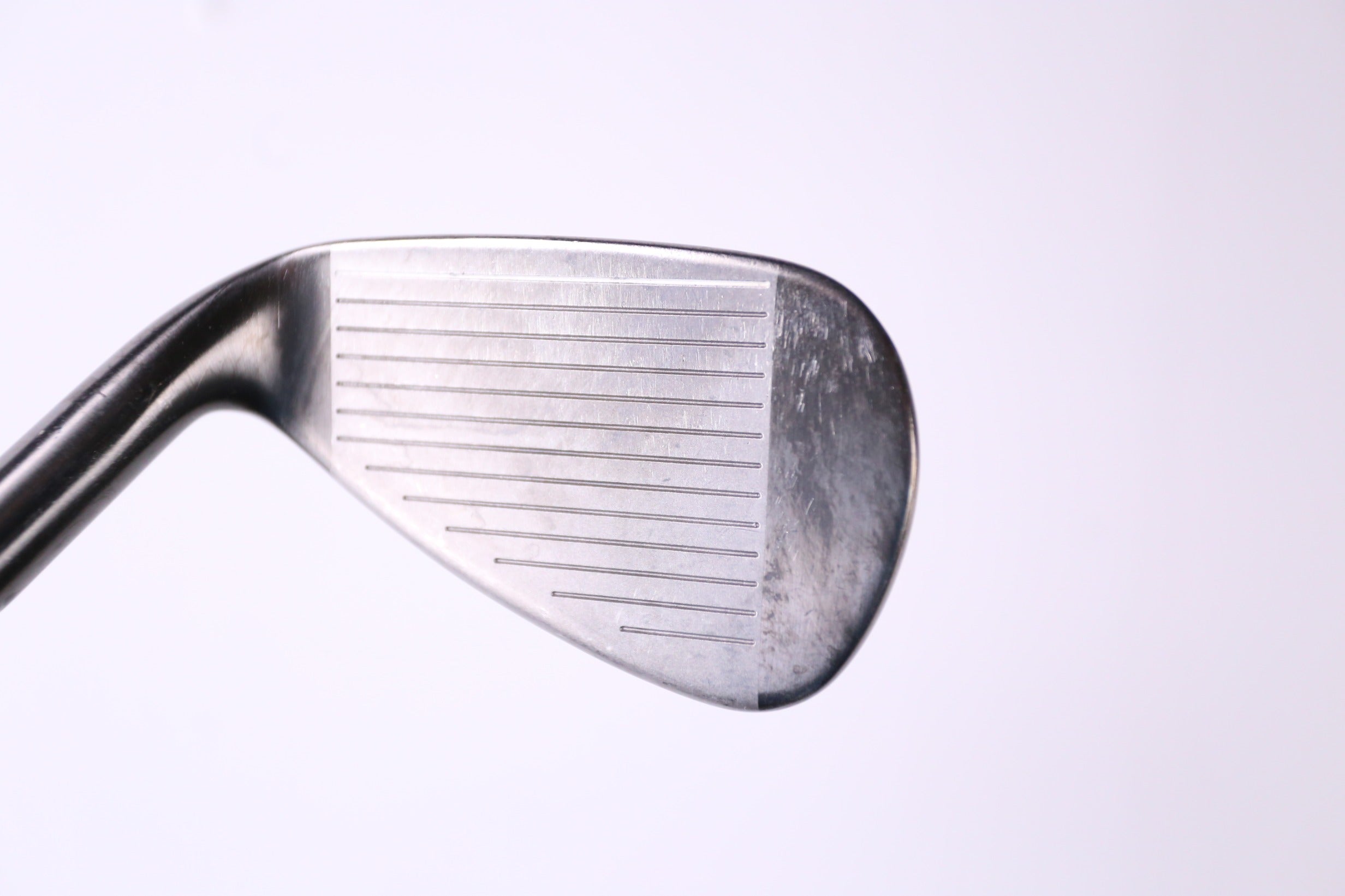 Adams Idea Tech V4.0 Hybrid 9 Iron Golf Club - Right Handed Regular Flex - Used - Perfect for Mid-Handicap Golfers & Driving Range Practice