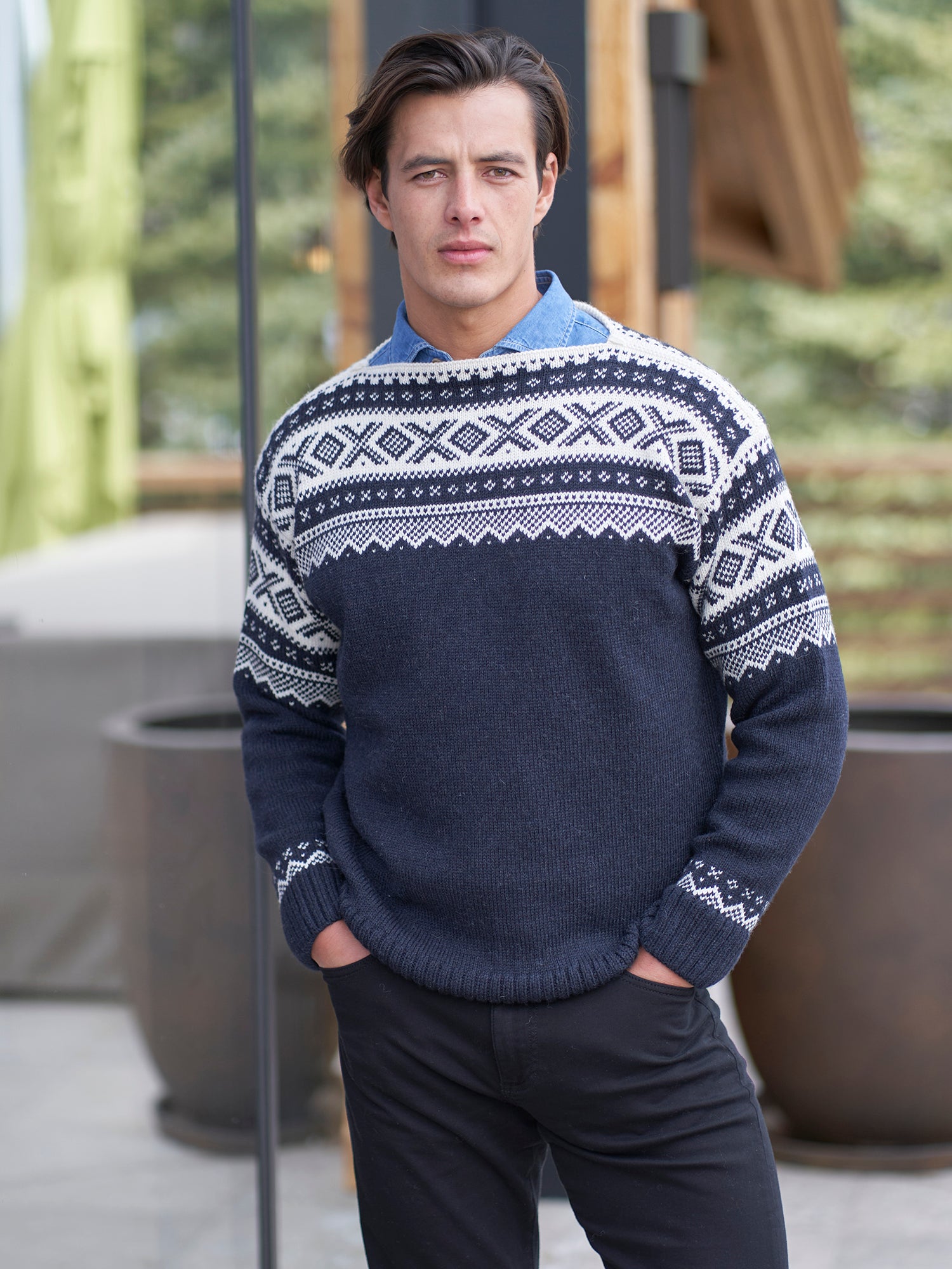 Premium Merino Wool Sweater for Men & Women - Soft, Warm & Breathable Winter Knitwear - Perfect for Outdoor Activities & Casual Wear