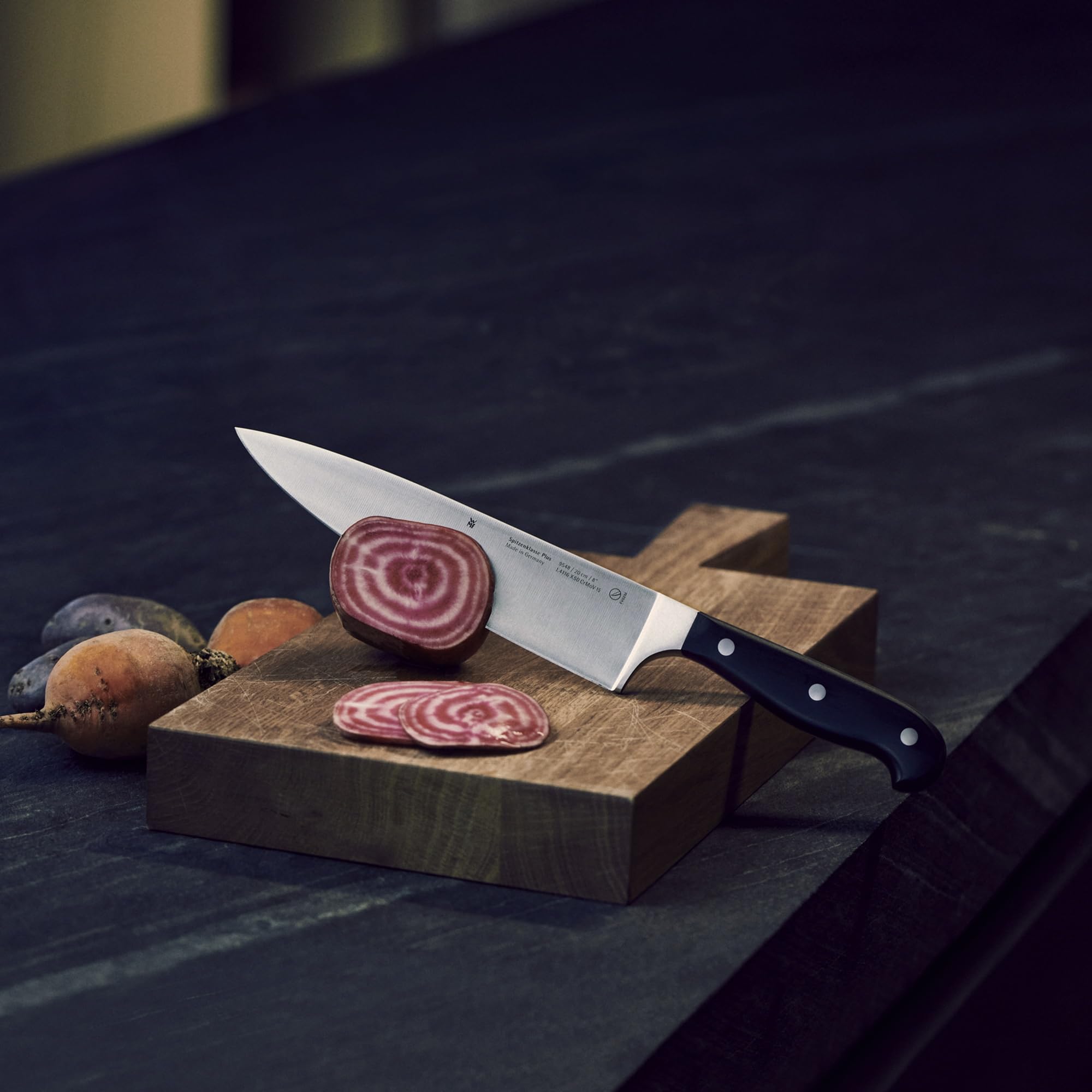 WMF 1895486032 Spitzenklasse Plus Chef's Knife 8-Inch Professional Kitchen Knife - High Carbon Stainless Steel Blade, Ergonomic Handle - Perfect for Chopping, Slicing, and Dicing Vegetables, Meat, and Herbs
