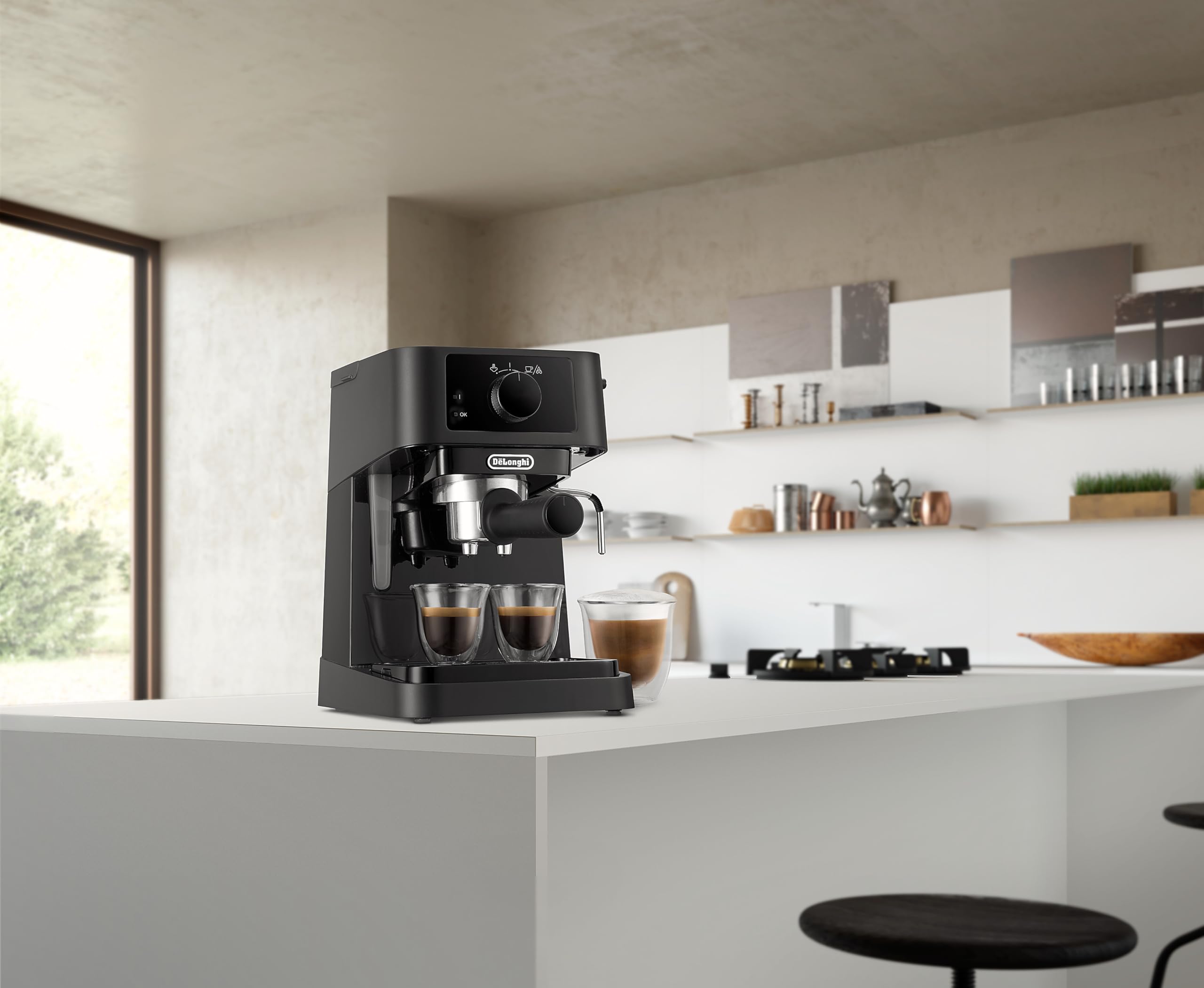 De'Longhi Stilosa EC230.BK Traditional Pump Espresso Machine for Barista-Style Coffee - 15 Bar Pressure, Milk Frother for Espresso & Cappuccino, 2 Cup Capacity, Black - Perfect for Home Coffee Bars & Office Break Rooms