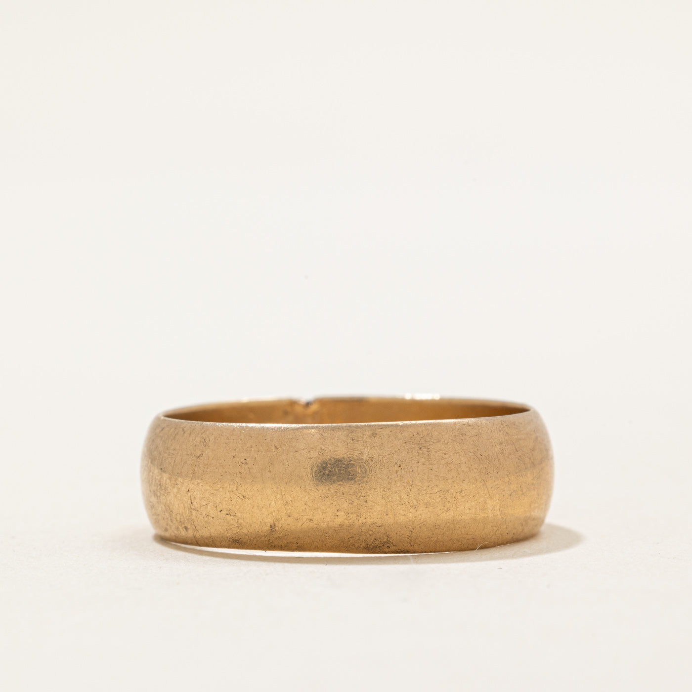 Vintage 1907 London 18k Yellow Gold Wedding Band Ring - 6.55mm Wide - Size 10.25 - Antique Style Mens Wedding Ring - Perfect for Vintage Weddings, Anniversary Gifts & Historical Jewelry Collections