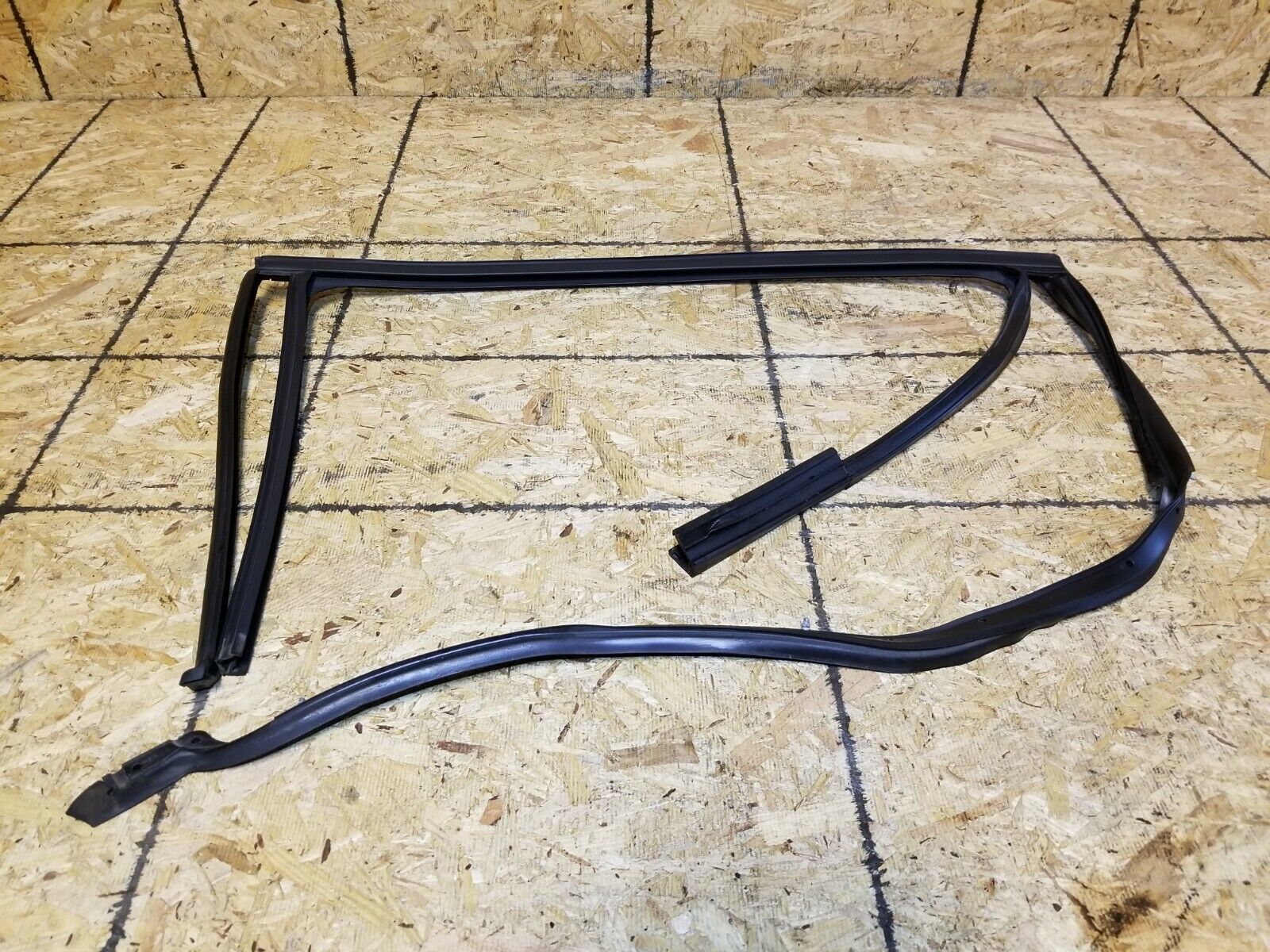2002 2003 2004 Volkswagen Passat B5 Sedan Rear Left Driver Side Door Window Weatherstrip Seal - OEM Replacement Part for Car Window Protection & Weatherproofing