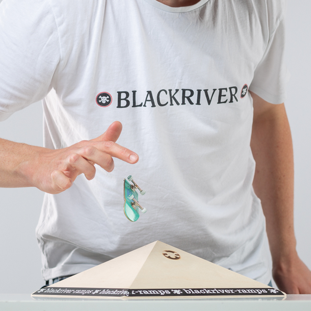 Blackriver Fingerboard Ramps & Wall Hip - Professional Finger Skateboard Obstacles for Tricks & Stunts - Perfect for Skate Park Simulation & Home Practice
