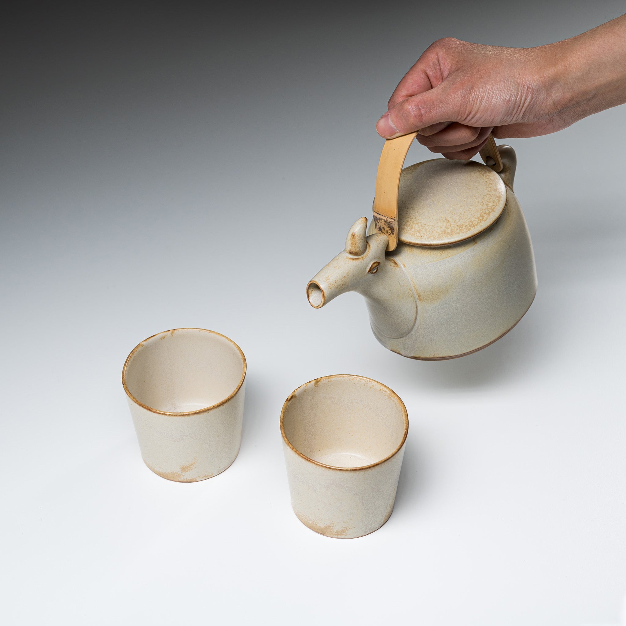 Premium Yagi Goat Teapot Set with 2 Cups - Japanese Style Ceramic Tea Pot for Home & Office Use - Perfect Gift for Tea Lovers & Unique Home Decor