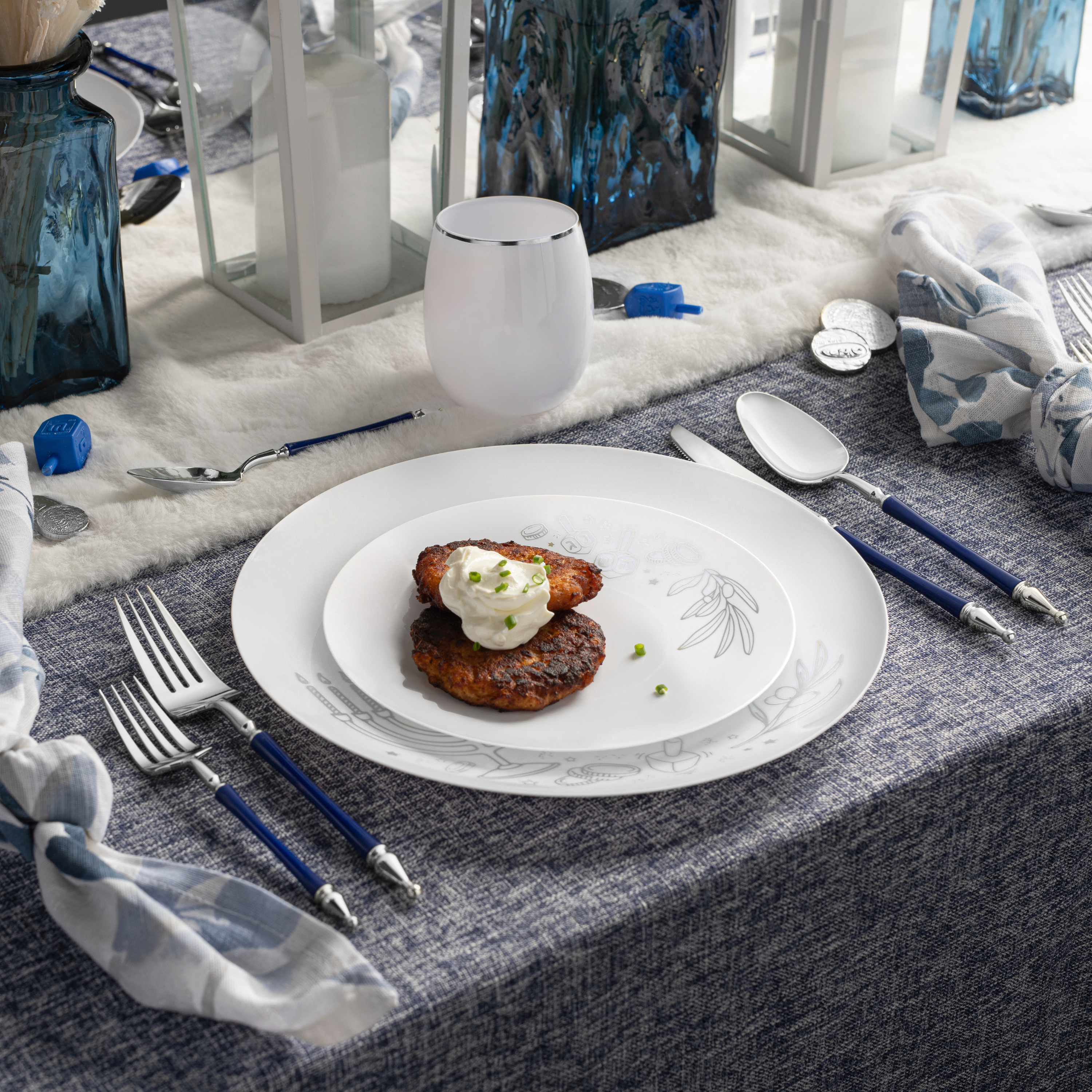 Sophisticate Collection Royal Blue and Silver Flatware Set - 40-Piece Dinnerware for 8 People | Elegant Table Setting for Weddings, Dinner Parties & Formal Occasions