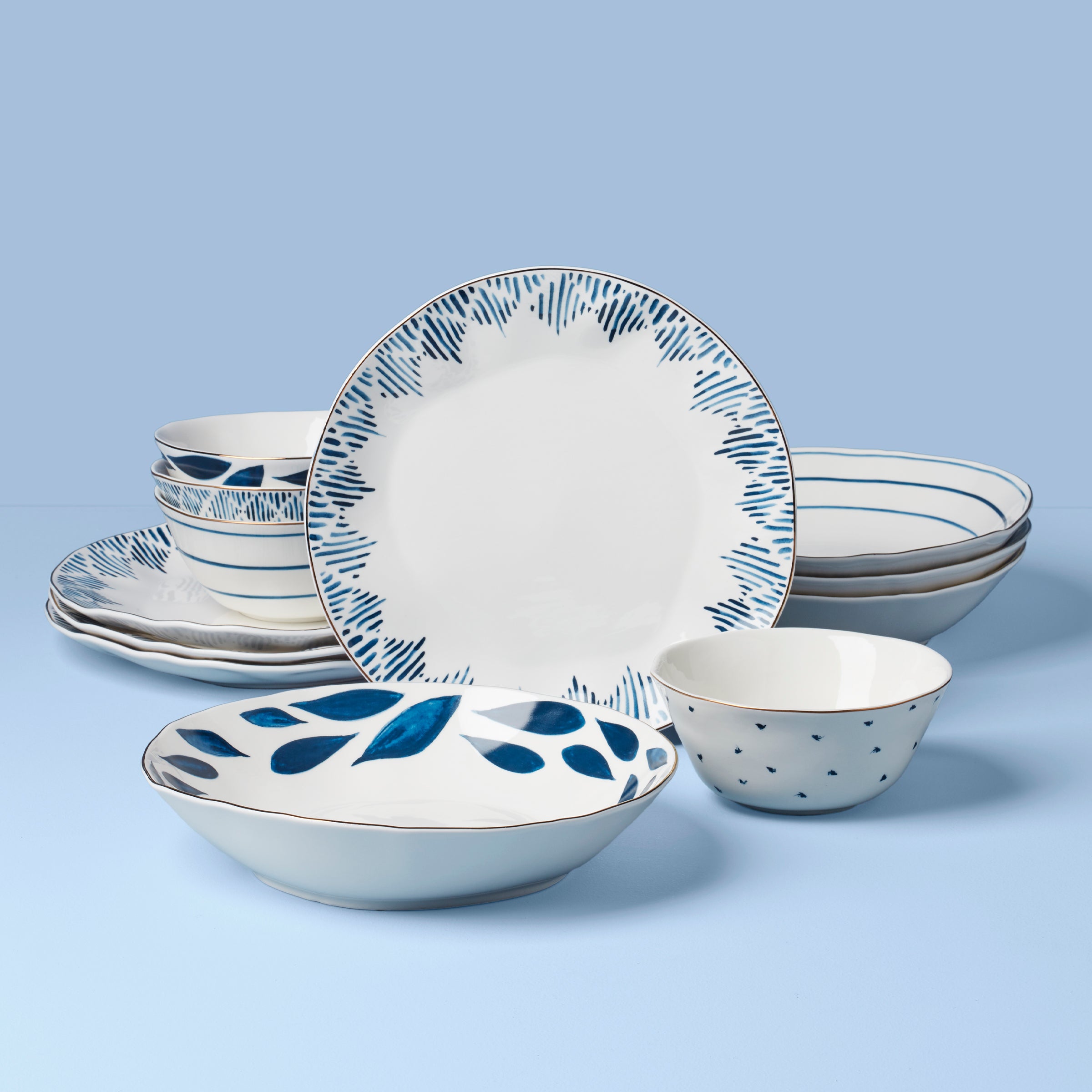 Blue Bay 12-Piece Dinnerware Set - Porcelain Plates, Bowls & Mugs for Family Dining, Dinner Parties & Everyday Use | Elegant & Durable Tableware for Home, Restaurant & Special Occasions