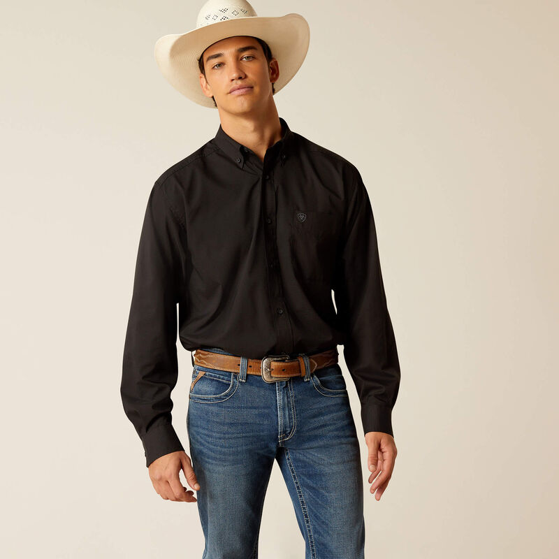 Ariat 360 AirFlow Shirt for Men - Breathable Performance Shirt in Black - Perfect for Outdoor Work, Hiking & Casual Wear
