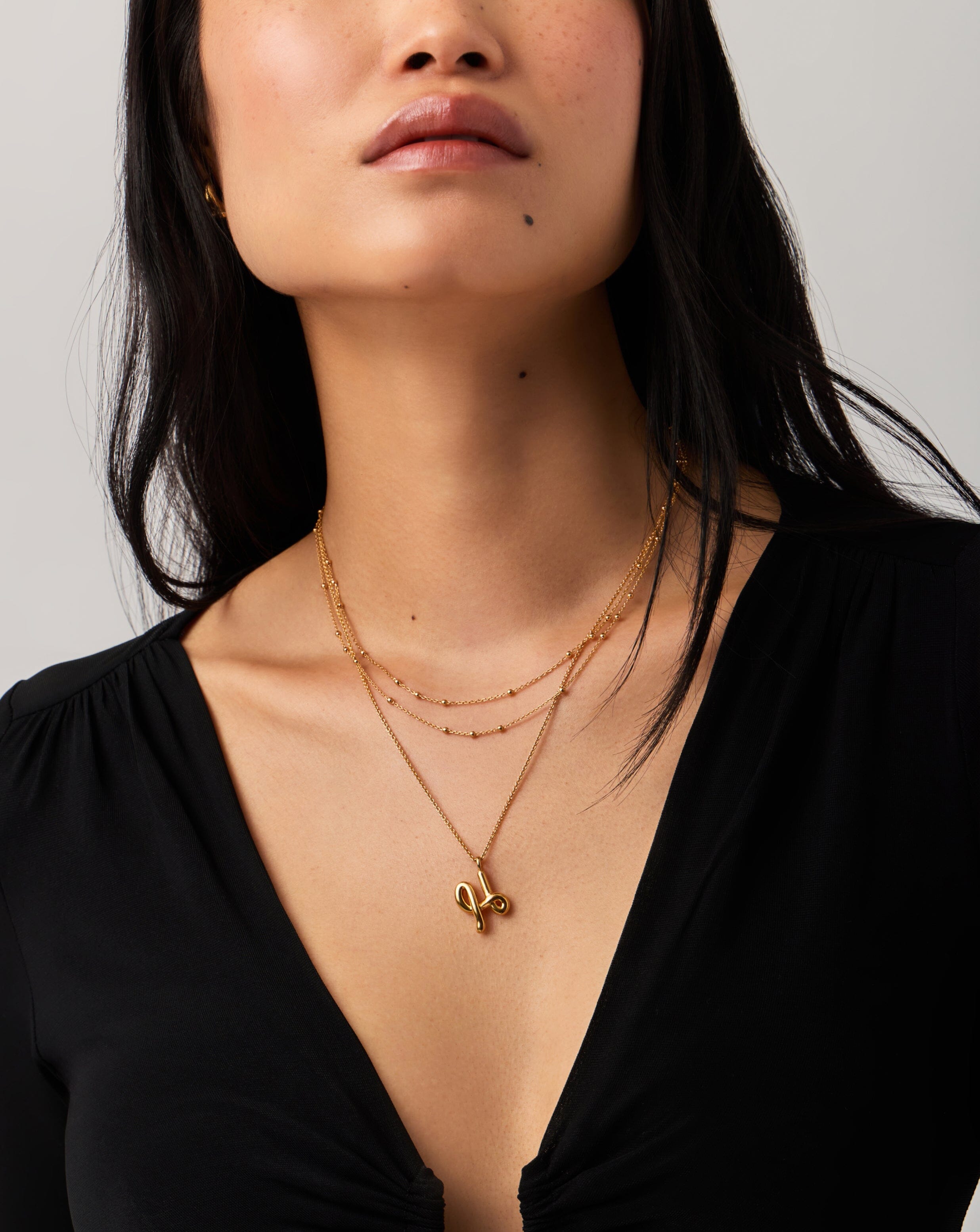 Curly Molten Initial Pendant Necklace - Personalized Letter H | 18k Gold Vermeil Jewelry for Women - Perfect Gift for Birthday, Anniversary & Valentine's Day
