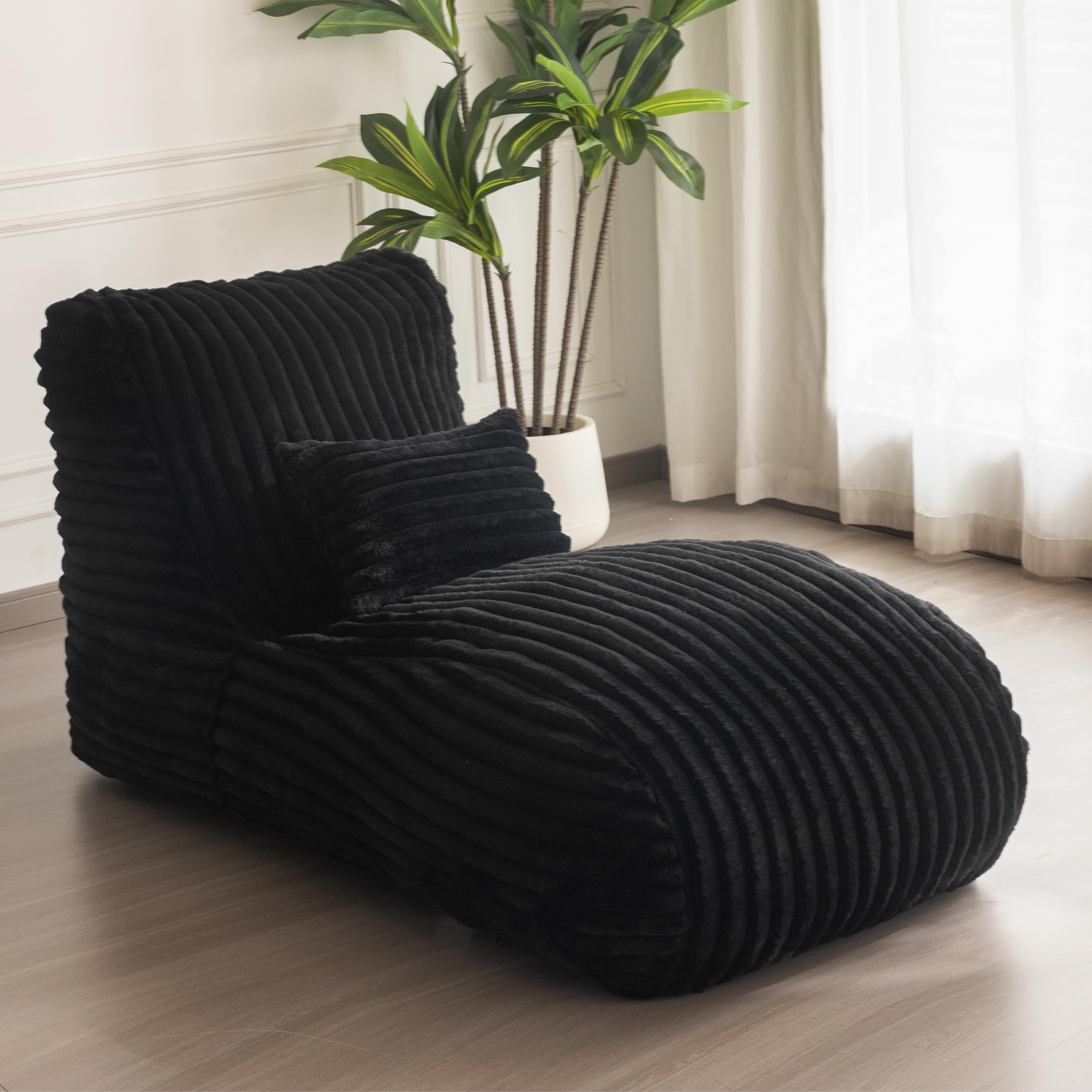 MAXYOYO Ergonomic Chaise Lounge Chair with Pillow - Soft Velvet Fabric Floor Sofa for Bedroom & Living Room - Comfortable Fainting Couch for Relaxation, Reading & Lounging - Black