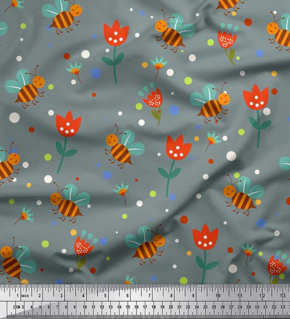 Soimoi Cotton Poplin Fabric - Green Floral Bee Print - 56