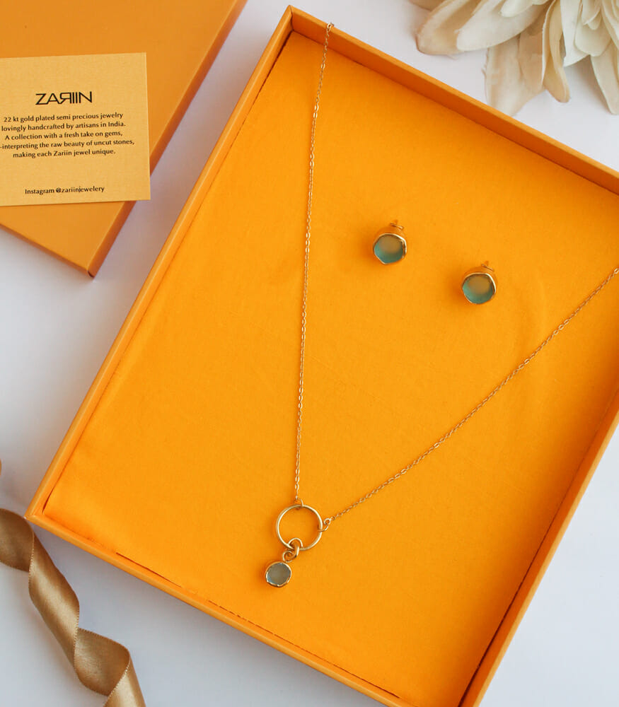 Everyday Chic Must-Have Necklace and Stud Earrings Set - Perfect for Work, Date Night & Casual Outfits