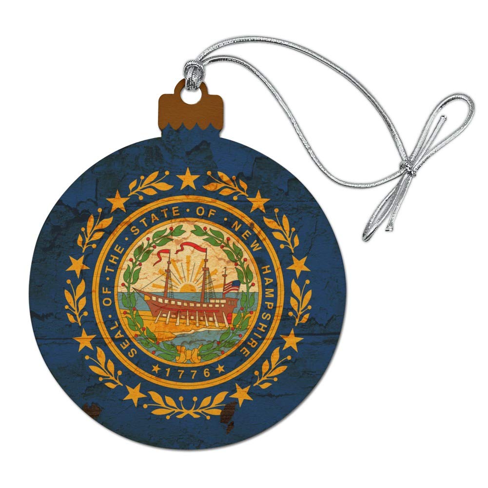 Vintage Rustic New Hampshire State Flag Distressed Wood Christmas Tree Ornament - USA Patriotic Holiday Decor for Home, Christmas Tree, and Festive Party Decorations