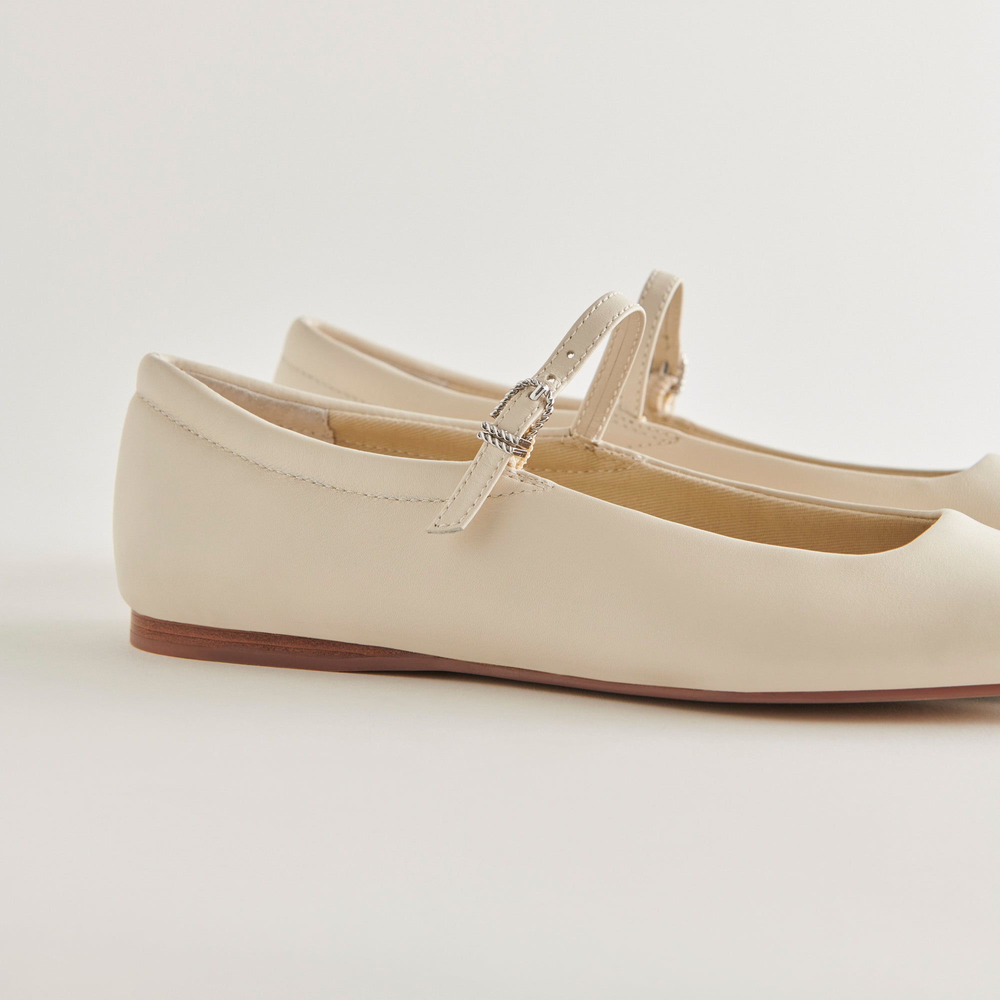 REYES Women's Ivory Leather Ballet Flats - Comfortable & Stylish Shoes for Work, Casual Wear & Travel