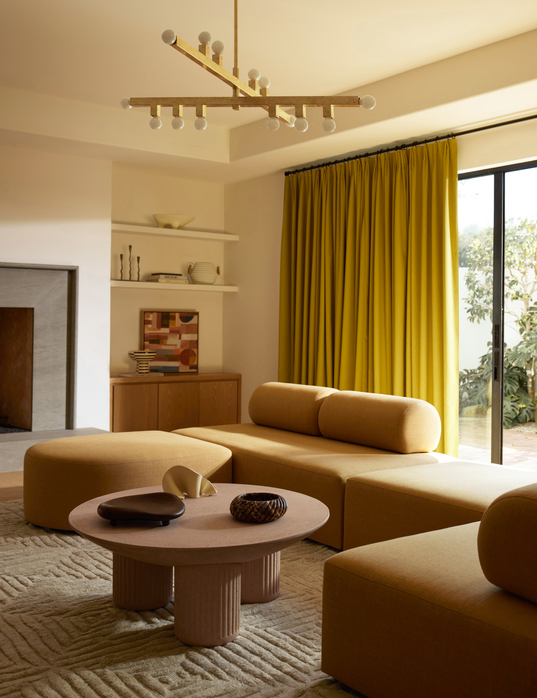 Round Coffee Table for Indoor & Outdoor Use - Modern Patio & Living Room Furniture - Perfect for Relaxing & Entertaining
