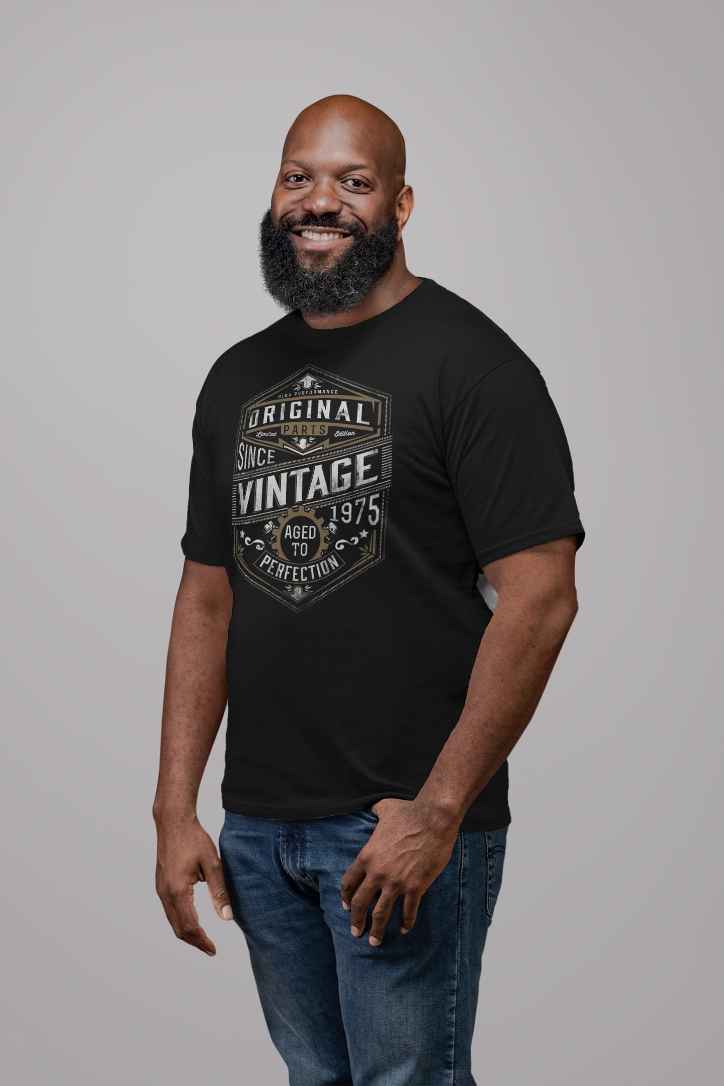 Vintage 1975 Aged to Perfection 50th Birthday Gift T-Shirt for Men - Funny 50 Year Old Birthday Present - Perfect for Parties & Milestone Celebrations